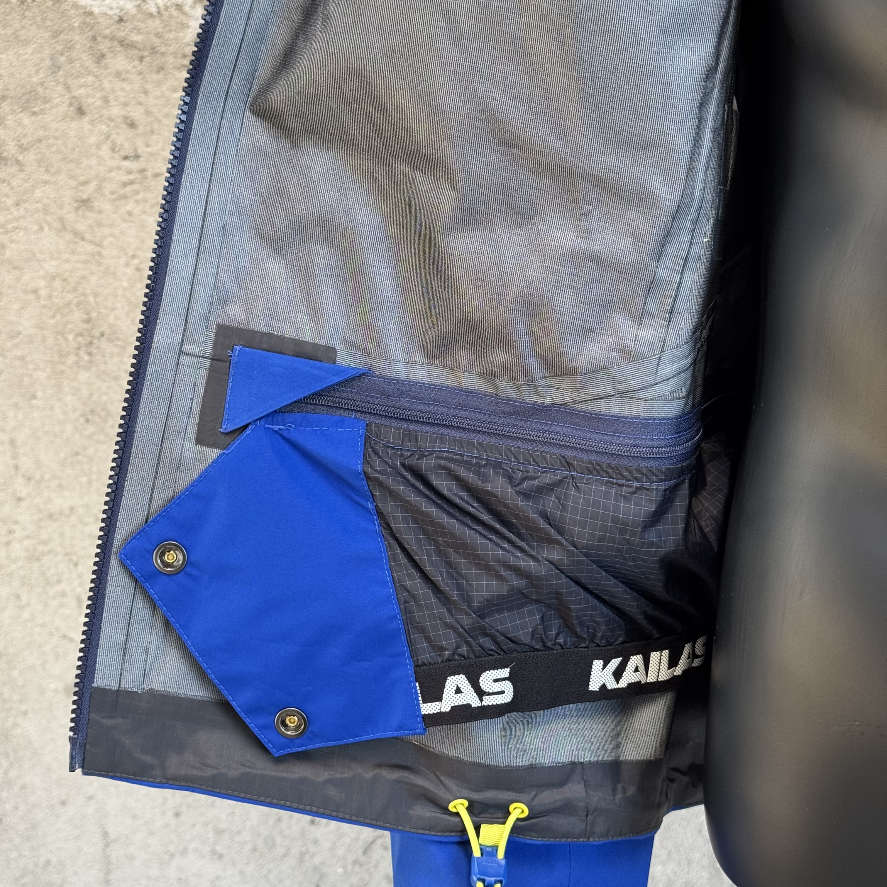 凯乐石KAILAS MONT X  全天候GTX 暴雨户外登山运动 防水防风硬壳冲锋衣 凤搂 男款 KG2331117 勒多曼因蓝