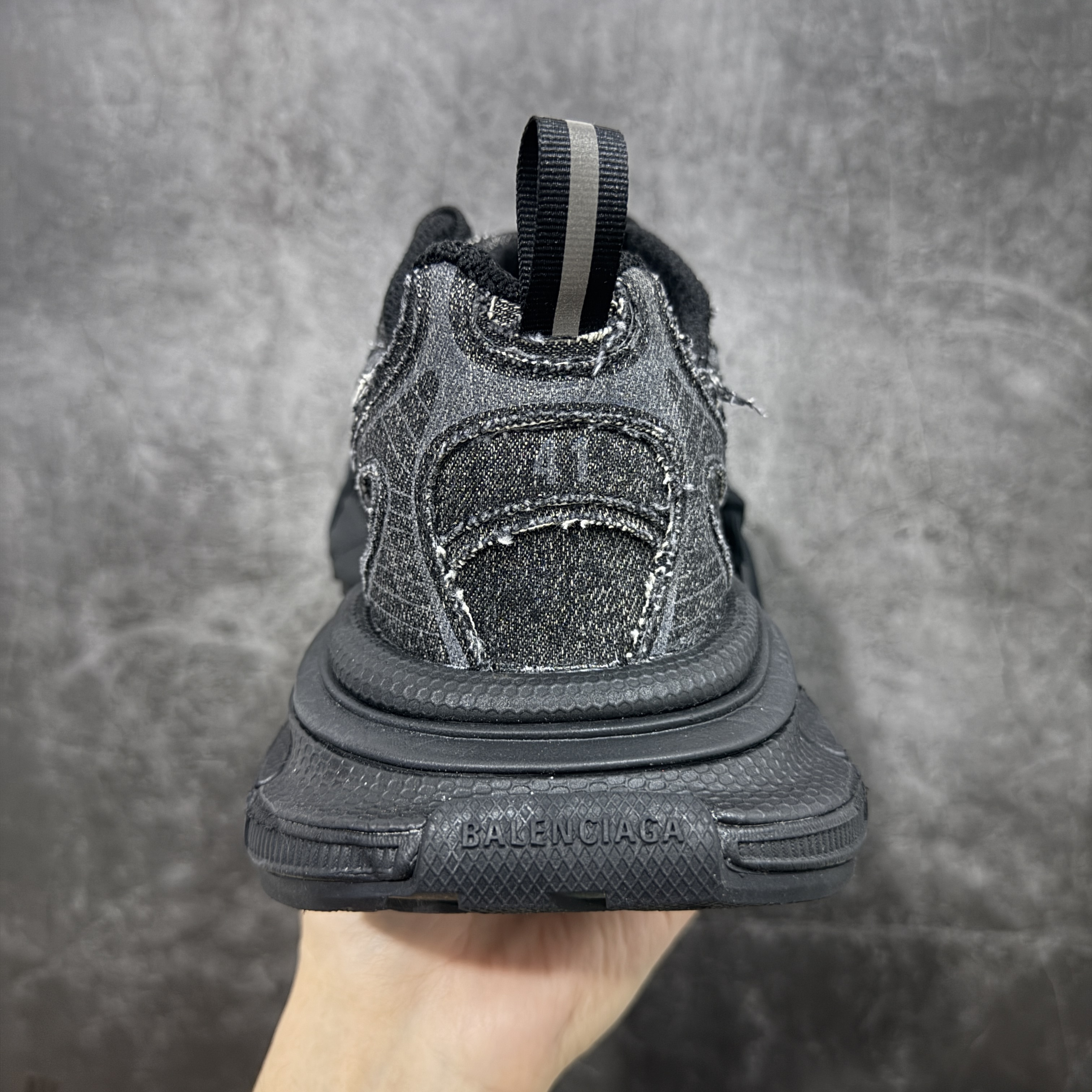 Balenciaga 巴黎世家 3XL链条挂锁 綁帶 网布 系带 做旧 低筒 老爹鞋 运动 复古板鞋 休闲鞋 男鞋 女鞋 黑色 丹宁牛仔 黑色 734734WTSAX1000