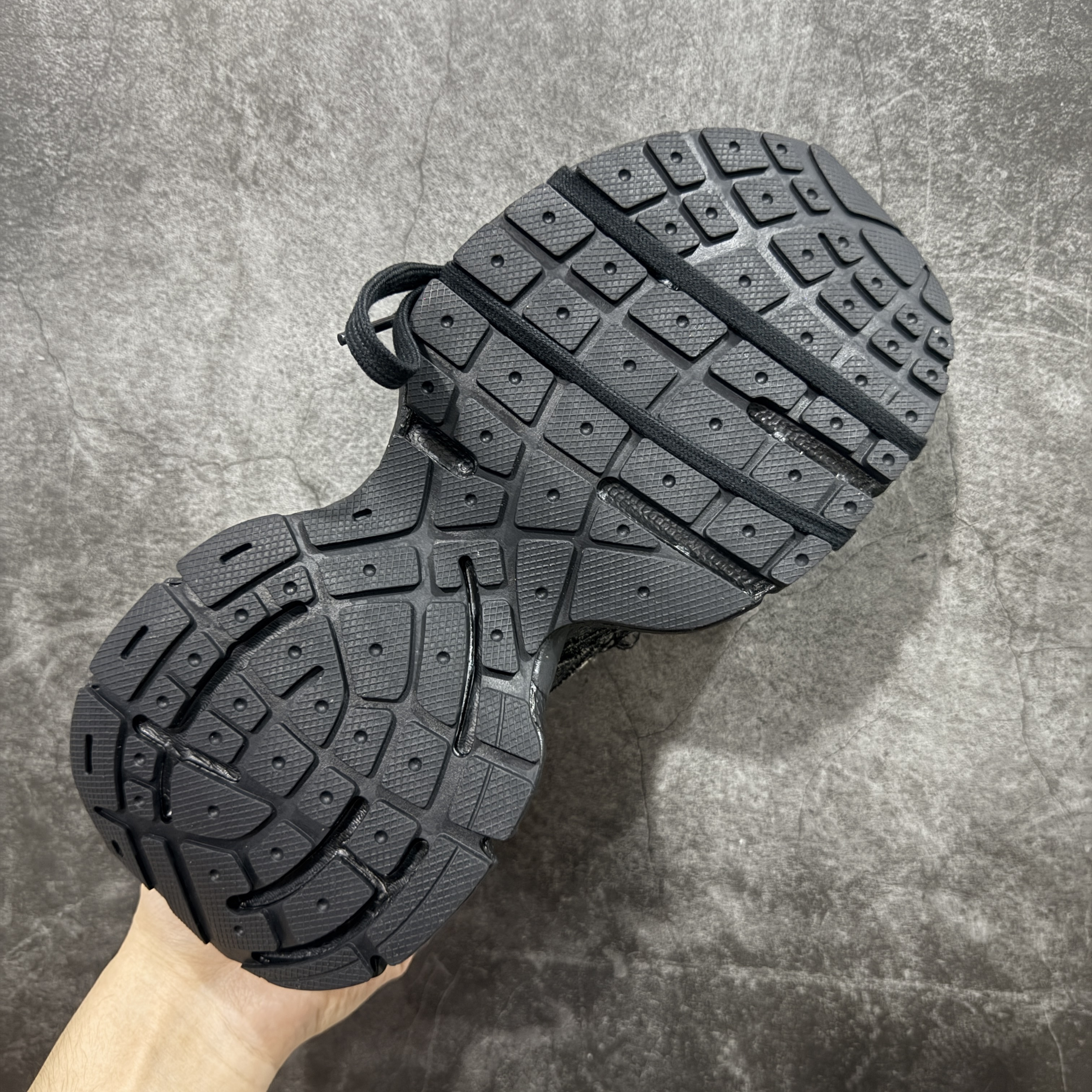 Balenciaga 巴黎世家 3XL链条挂锁 綁帶 网布 系带 做旧 低筒 老爹鞋 运动 复古板鞋 休闲鞋 男鞋 女鞋 黑色 丹宁牛仔 黑色 734734WTSAX1000