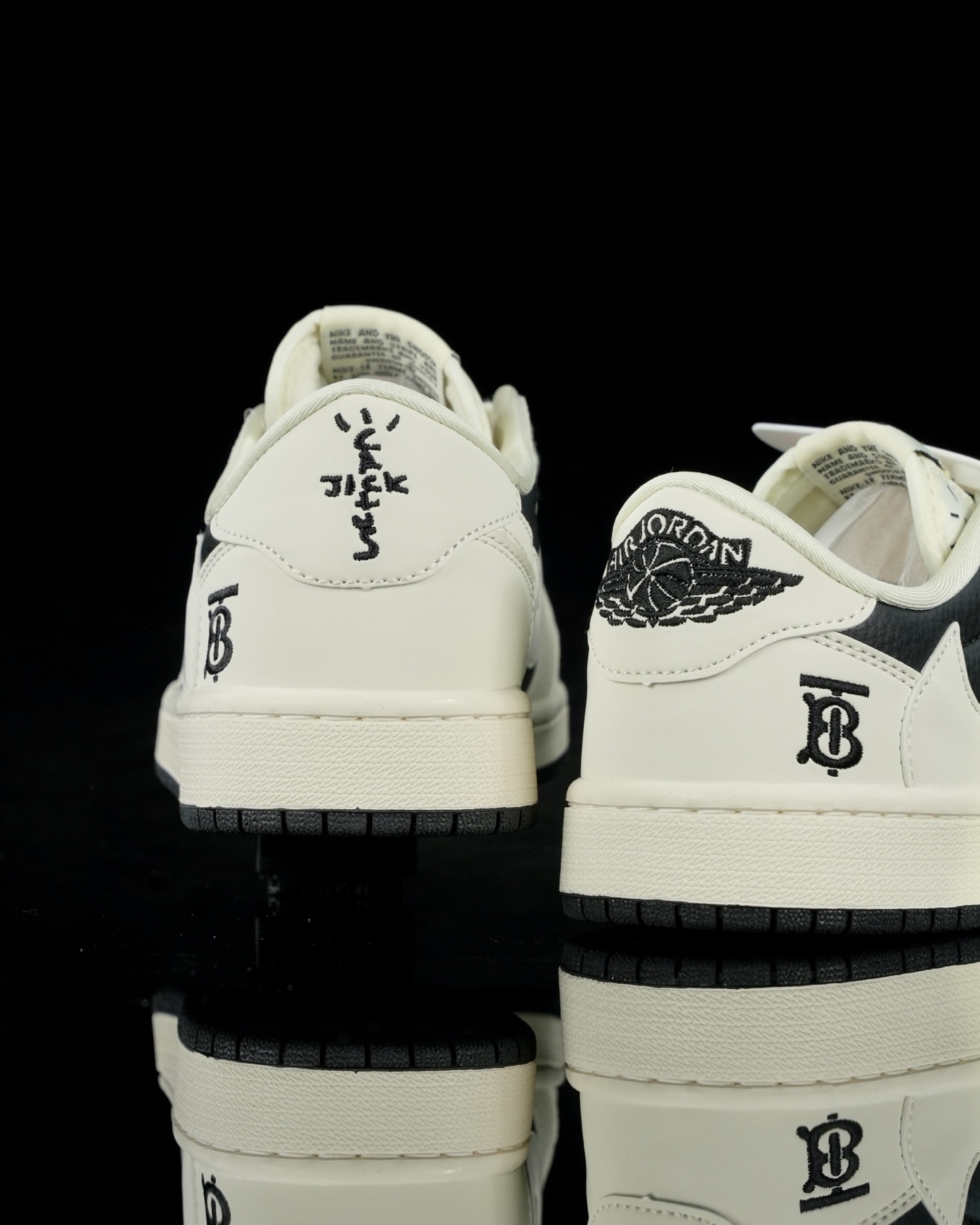 定制 Travis Scott x Air Jordan 1 Low  BURBRRY AJ1 低筒  低筒 倒钩 板鞋 篮球鞋 女鞋 男鞋 波鞋 黑白