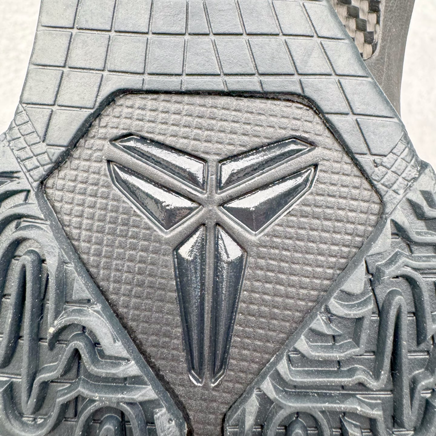 S2 Kobe5  科比 5  前掌气垫 后掌EVA 籃球鞋 球鞋 實戰鞋  真碳板  波鞋  黑绿 IH0274-300