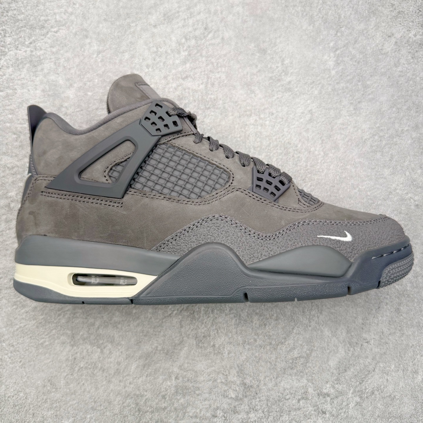   Nigel Sylvester  Air Jordan AJ4   低筒 男鞋  女鞋 耐磨透气 籃球鞋 板鞋 波鞋B0 灰色 HF4340-002