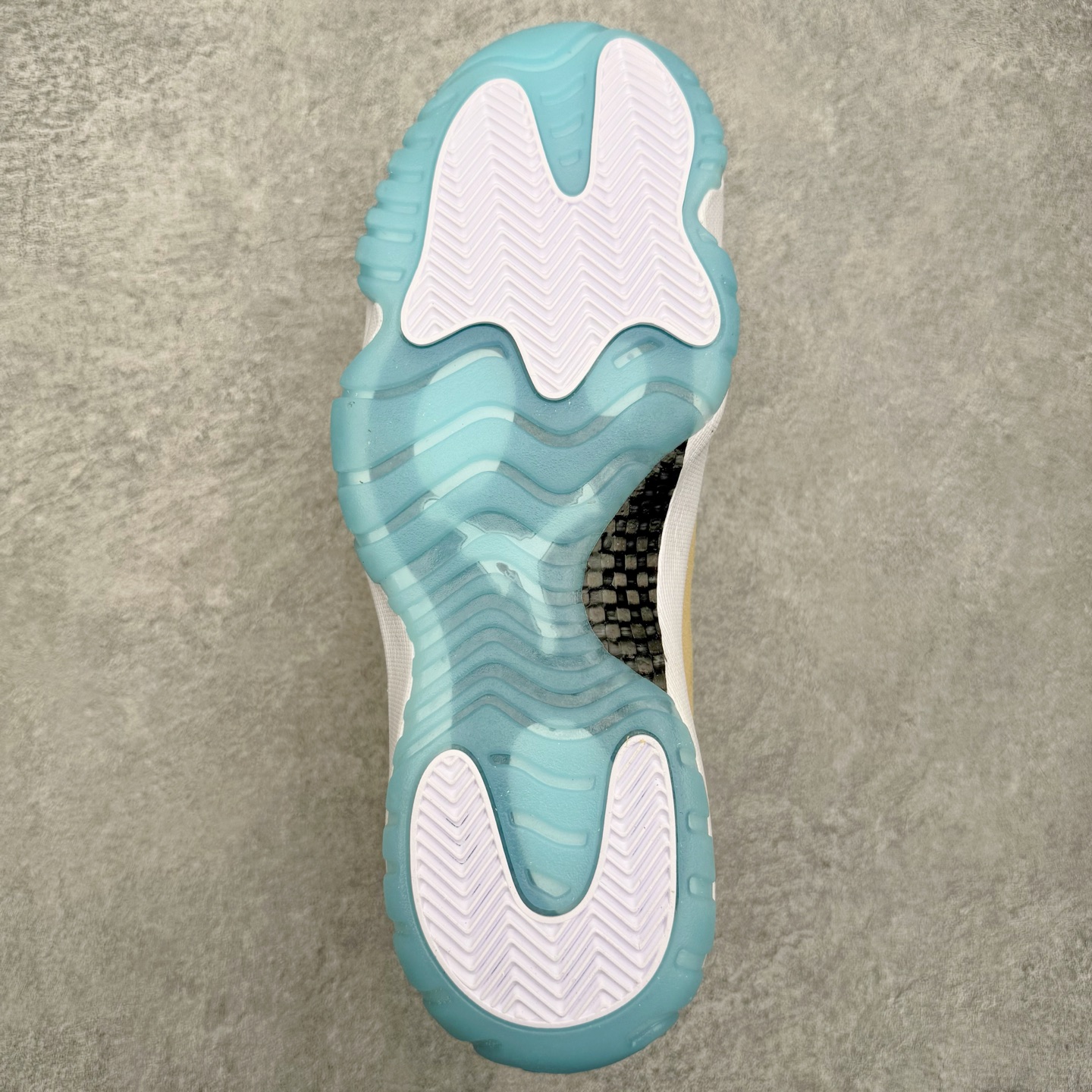  Jordan Air Jordan 11 Retro "H-TOWN"北美限定 高筒 碳板 全掌气垫 篮球鞋 球鞋 男鞋 女鞋 休闲鞋 波鞋B0 卡其 IO8960-707