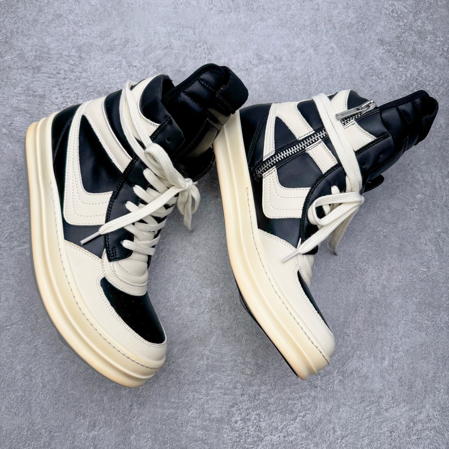 生胶底 RICK OWENS DRKSHDW RO 圆头 高筒  板鞋 休闲鞋 波鞋 男鞋 女鞋 拉链 帆布 黑白