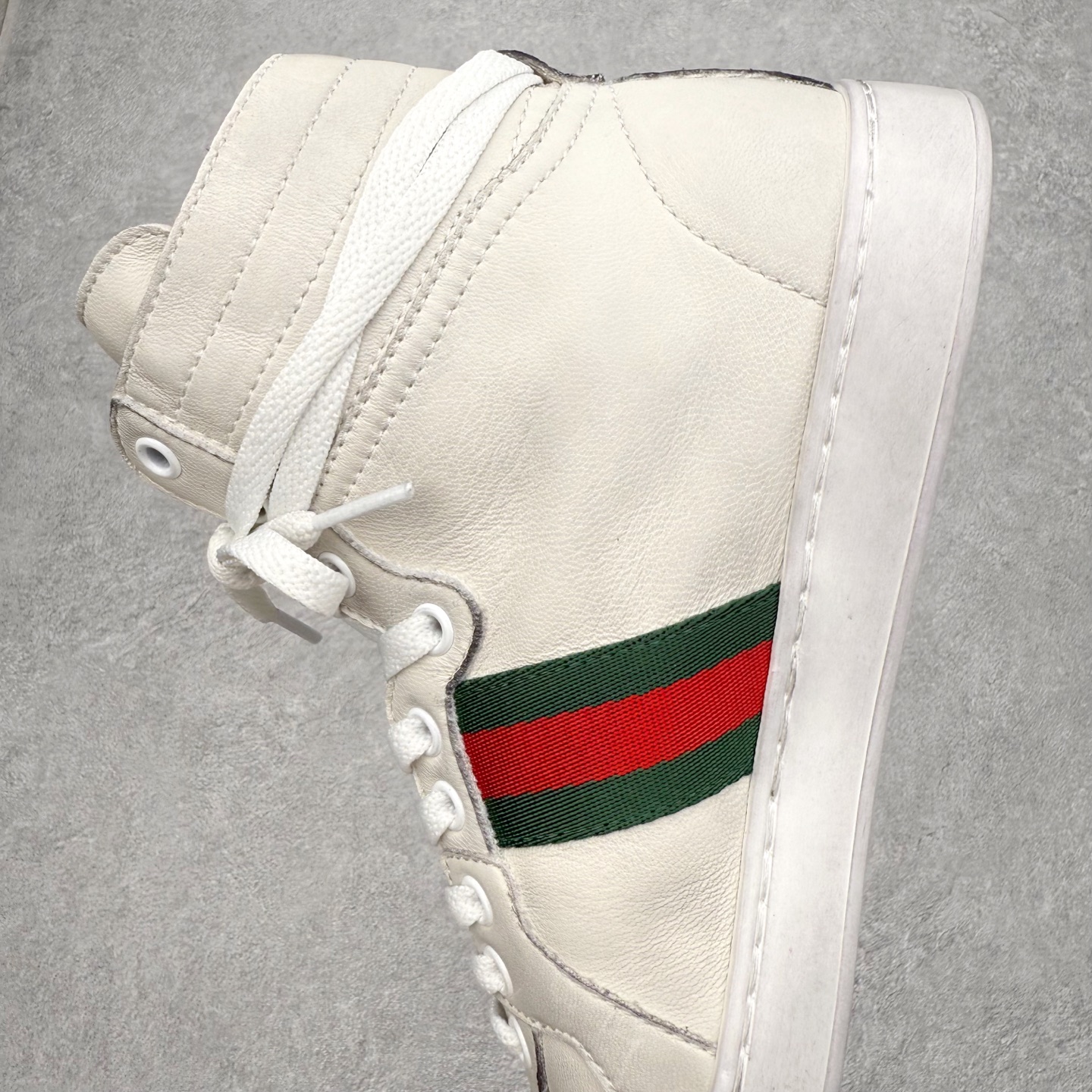 GUCCI古驰 高筒 牛皮 皮革 复古 圆头抽绳  生活休闲鞋 男款 女款  白色 221825 ADFX0 9060