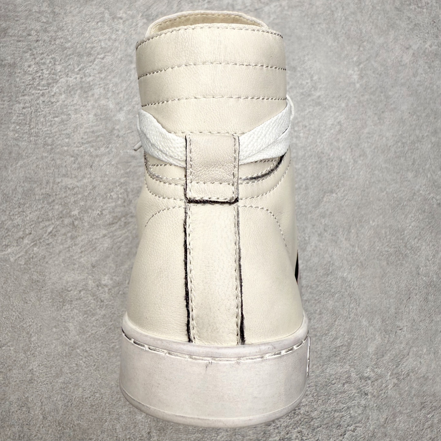 GUCCI古驰 高筒 牛皮 皮革 复古 圆头抽绳  生活休闲鞋 男款 女款  白色 221825 ADFX0 9060