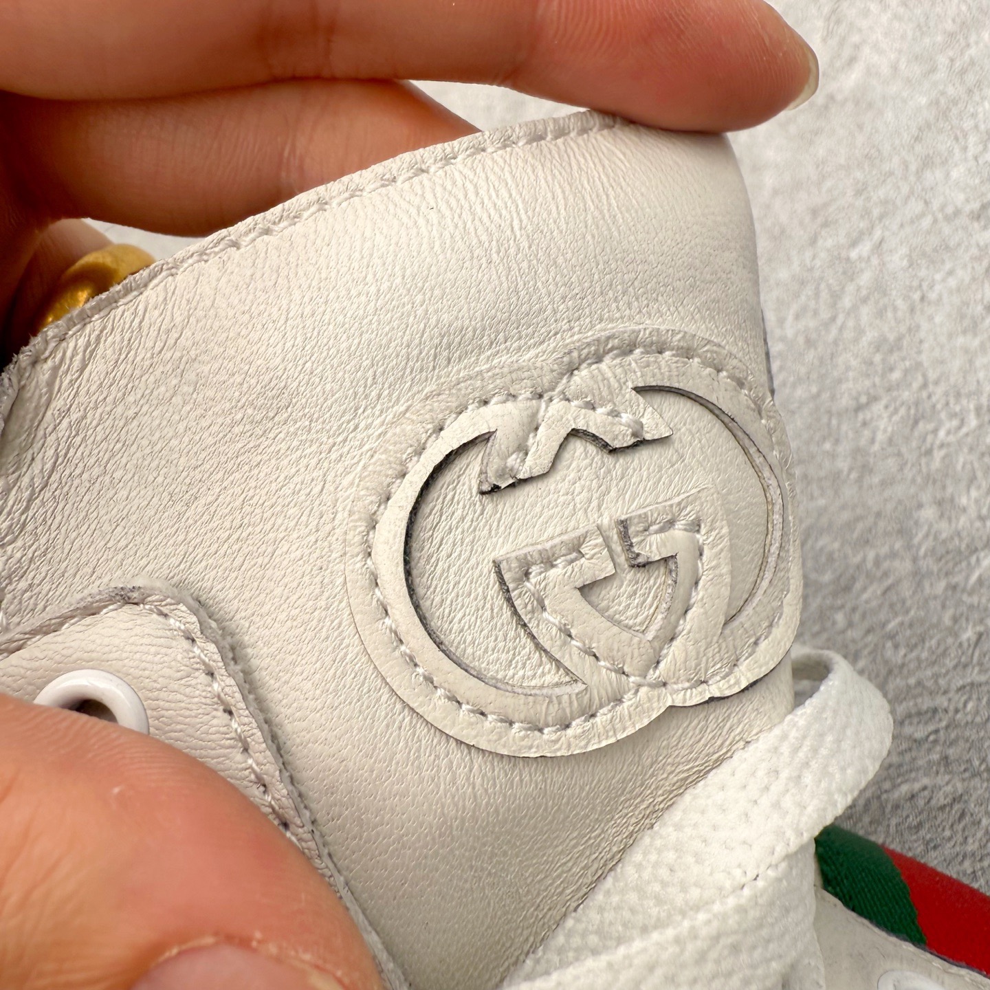 GUCCI古驰 高筒 牛皮 皮革 复古 圆头抽绳  生活休闲鞋 男款 女款  白色 221825 ADFX0 9060