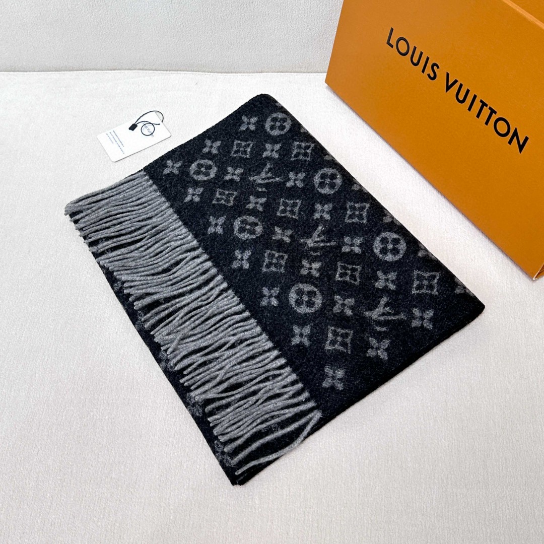  Louis Vuitton LV 围巾 满印 保暖 羊绒  棕色 黑色  30*180cm