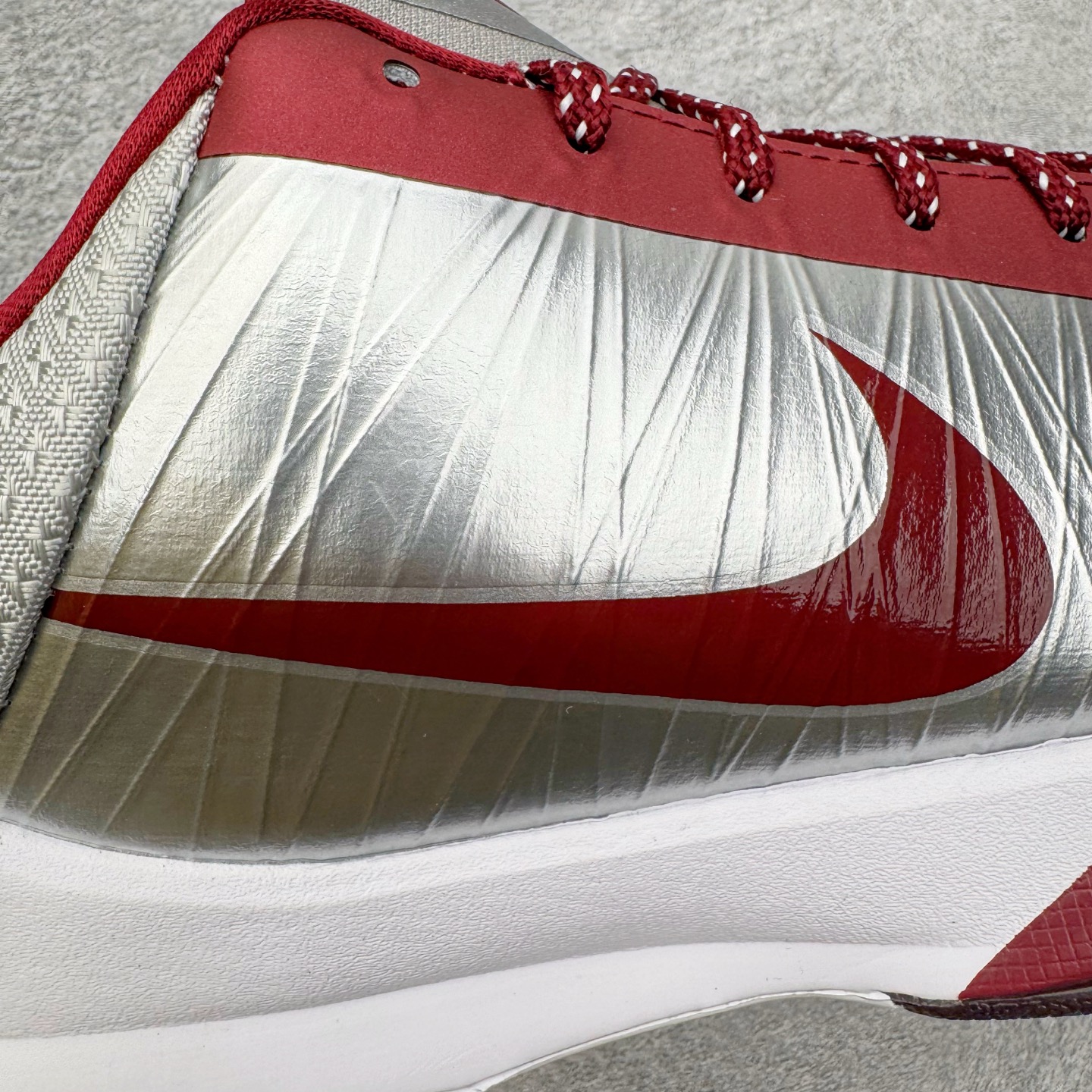 S2 Kobe5  科比 5  前掌气垫 后掌EVA 籃球鞋 球鞋 實戰鞋  真碳板  波鞋  高中母校 银红 IM0557-001