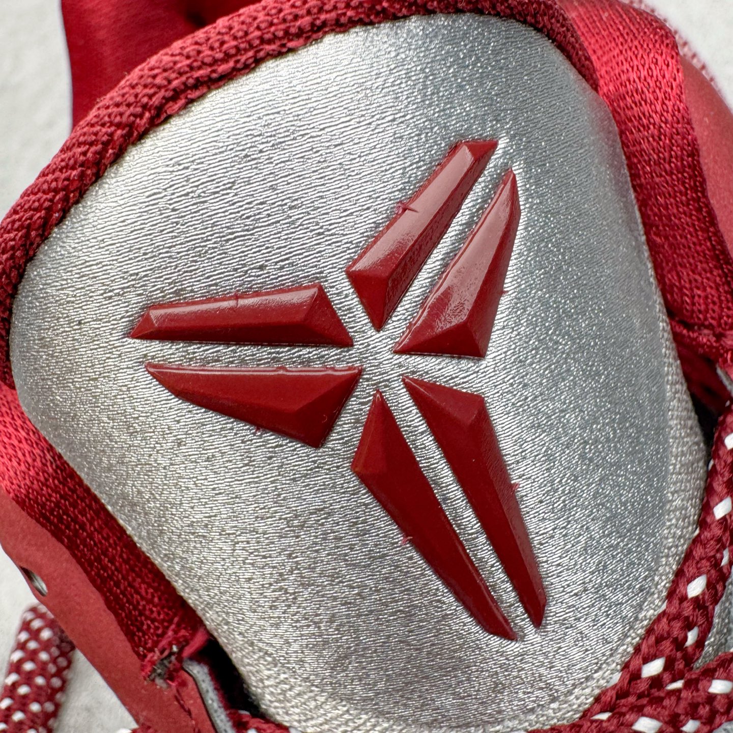 S2 Kobe5  科比 5  前掌气垫 后掌EVA 籃球鞋 球鞋 實戰鞋  真碳板  波鞋  高中母校 银红 IM0557-001