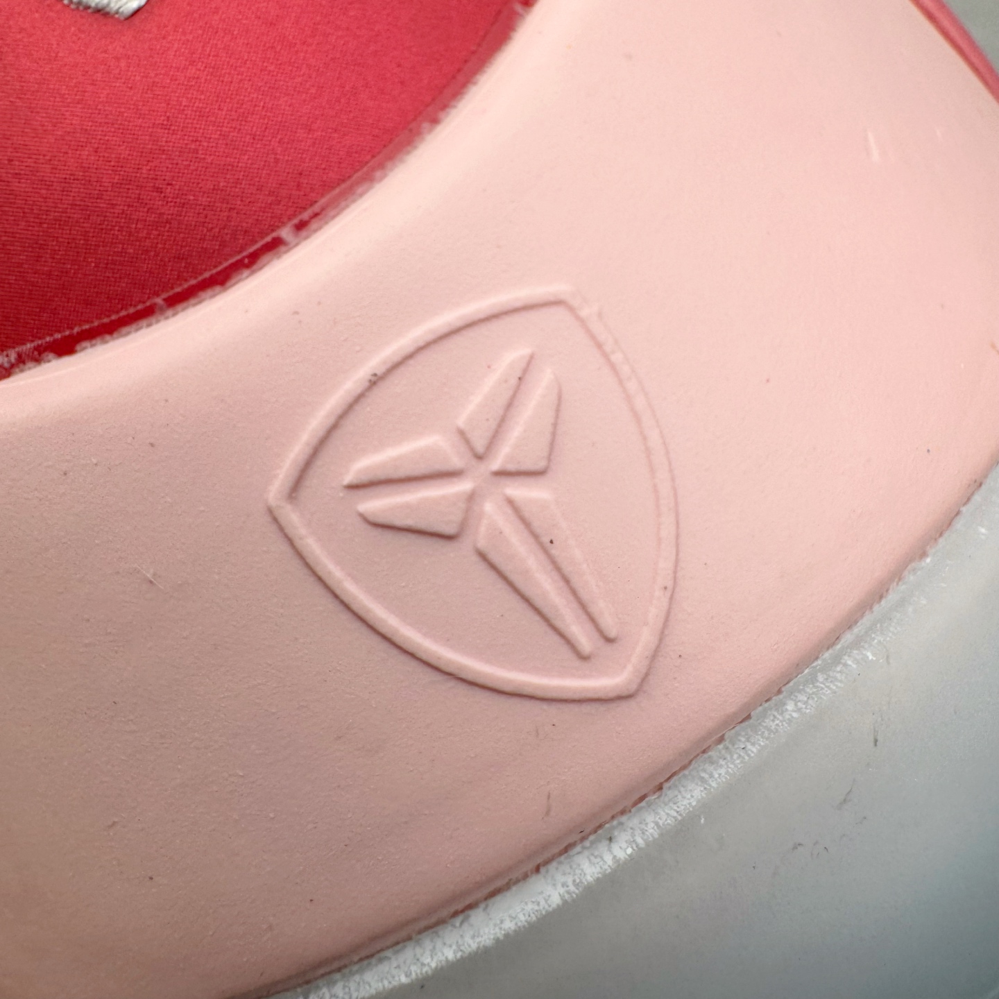 灭世MAX KOBE 9  EM Think Pink PE 科比9 低筒 篮球鞋 实战鞋 球鞋 男鞋 波鞋 粉色乳腺癌 HQ4995-600