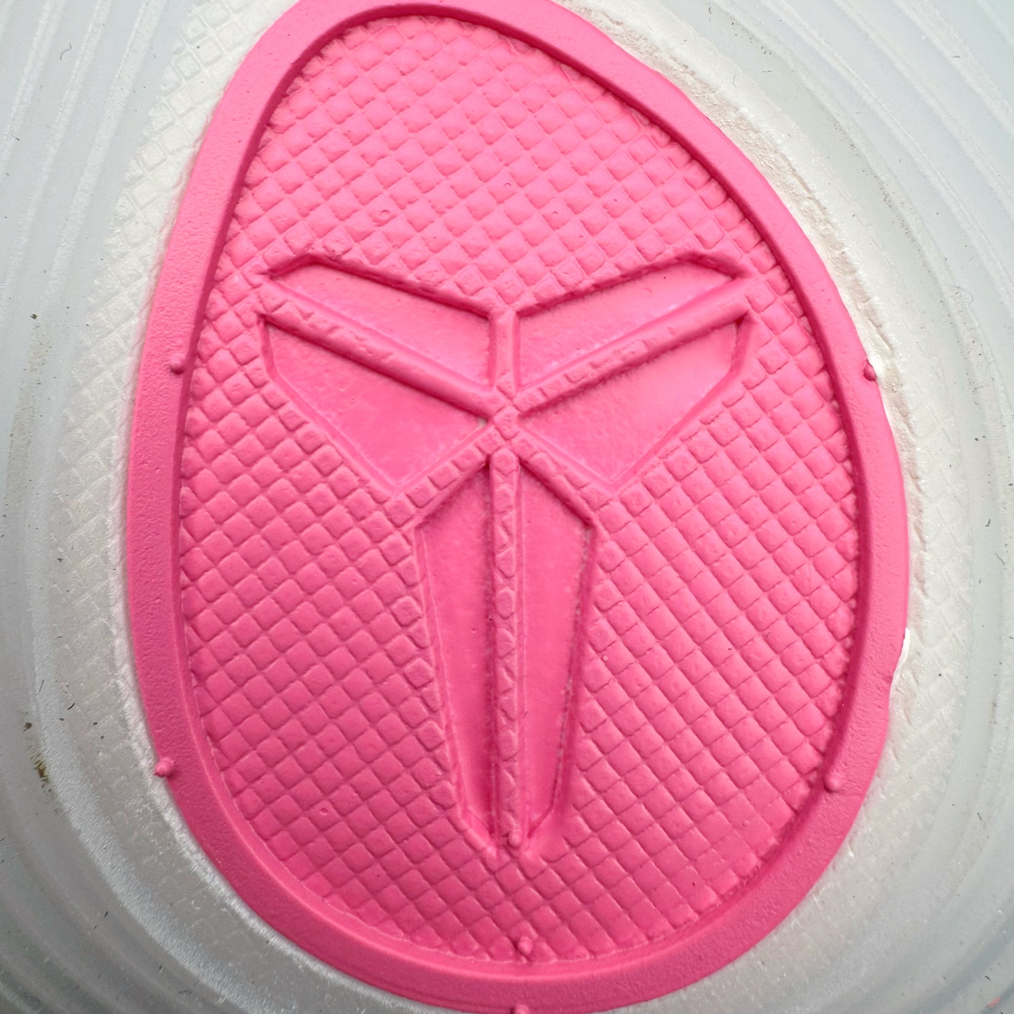 灭世MAX KOBE 9  EM Think Pink PE 科比9 低筒 篮球鞋 实战鞋 球鞋 男鞋 波鞋 粉色乳腺癌 HQ4995-600