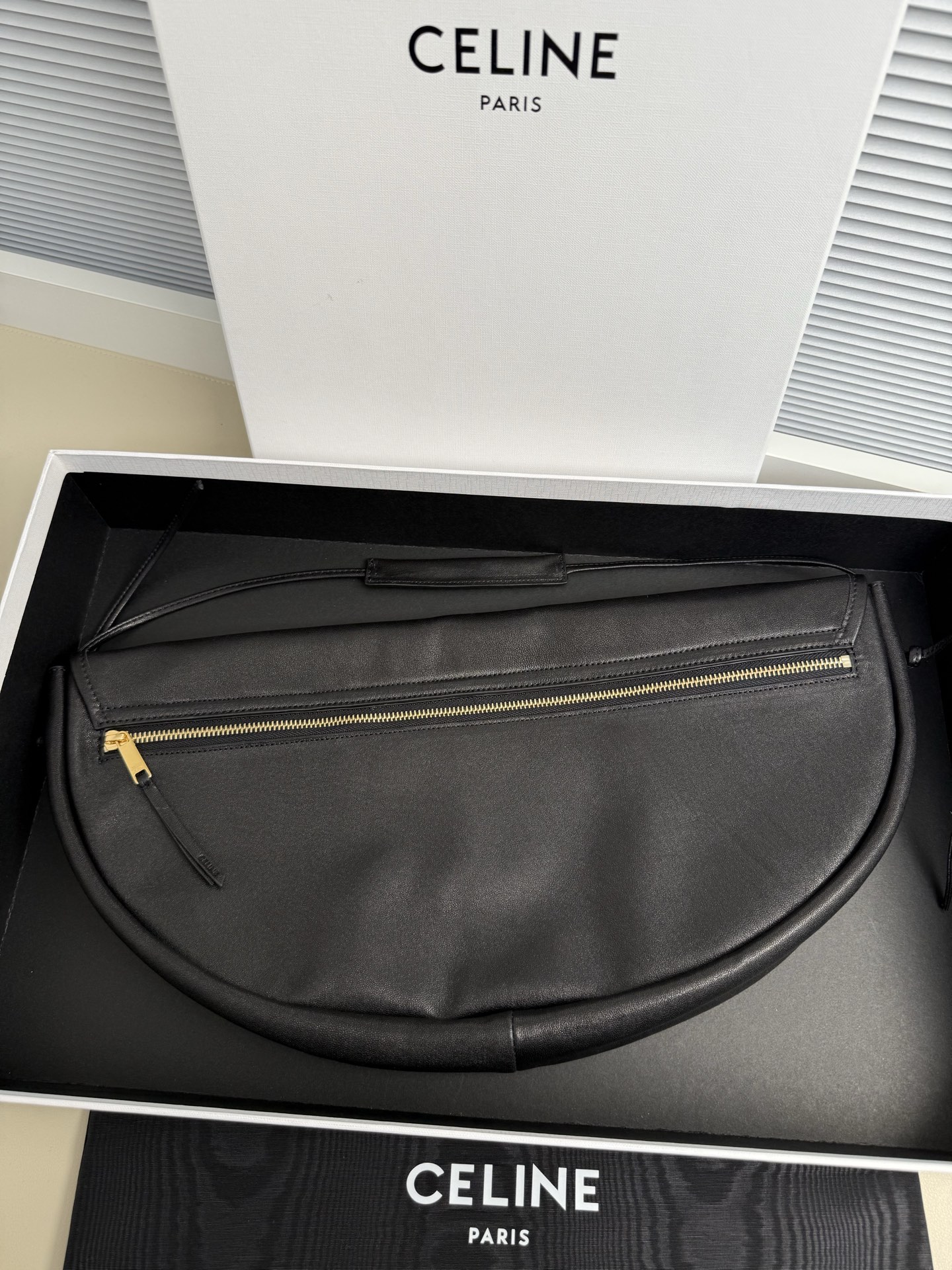 CELINE Triomphe  赛琳 托特包 手提包 单肩包 斜挎包 黑色 124142T88-38NO