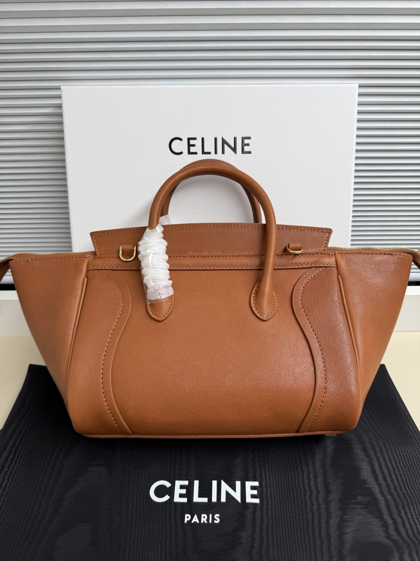 CELINE Luggage 赛琳 托特包 手提包 单肩包 斜挎包 棕色 L100E3GW2