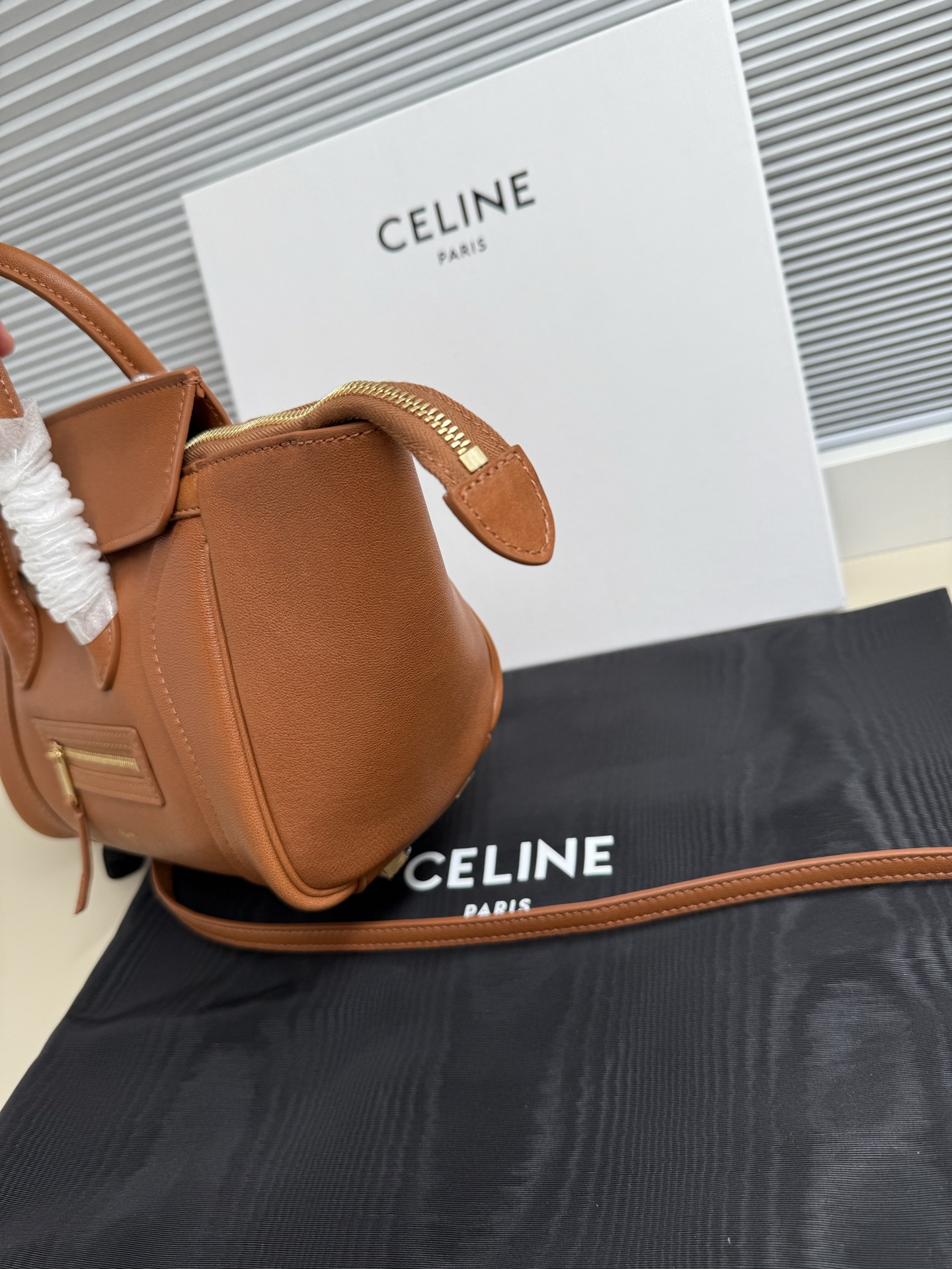 CELINE Luggage 赛琳 托特包 手提包 单肩包 斜挎包 棕色 L100E3GW2