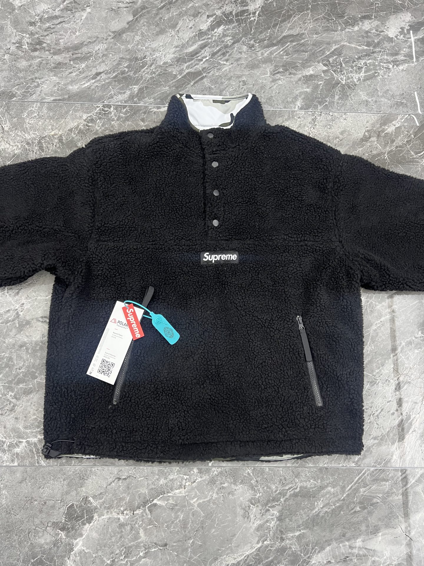 Supreme POLARTEC 联名款 FW25 WEEK8 Polartec Shearling Reversible Pullover 双面穿羊羔毛半拉链套头外套  凤搂 男女同款 黑色 绿色 粉色 树枝迷彩