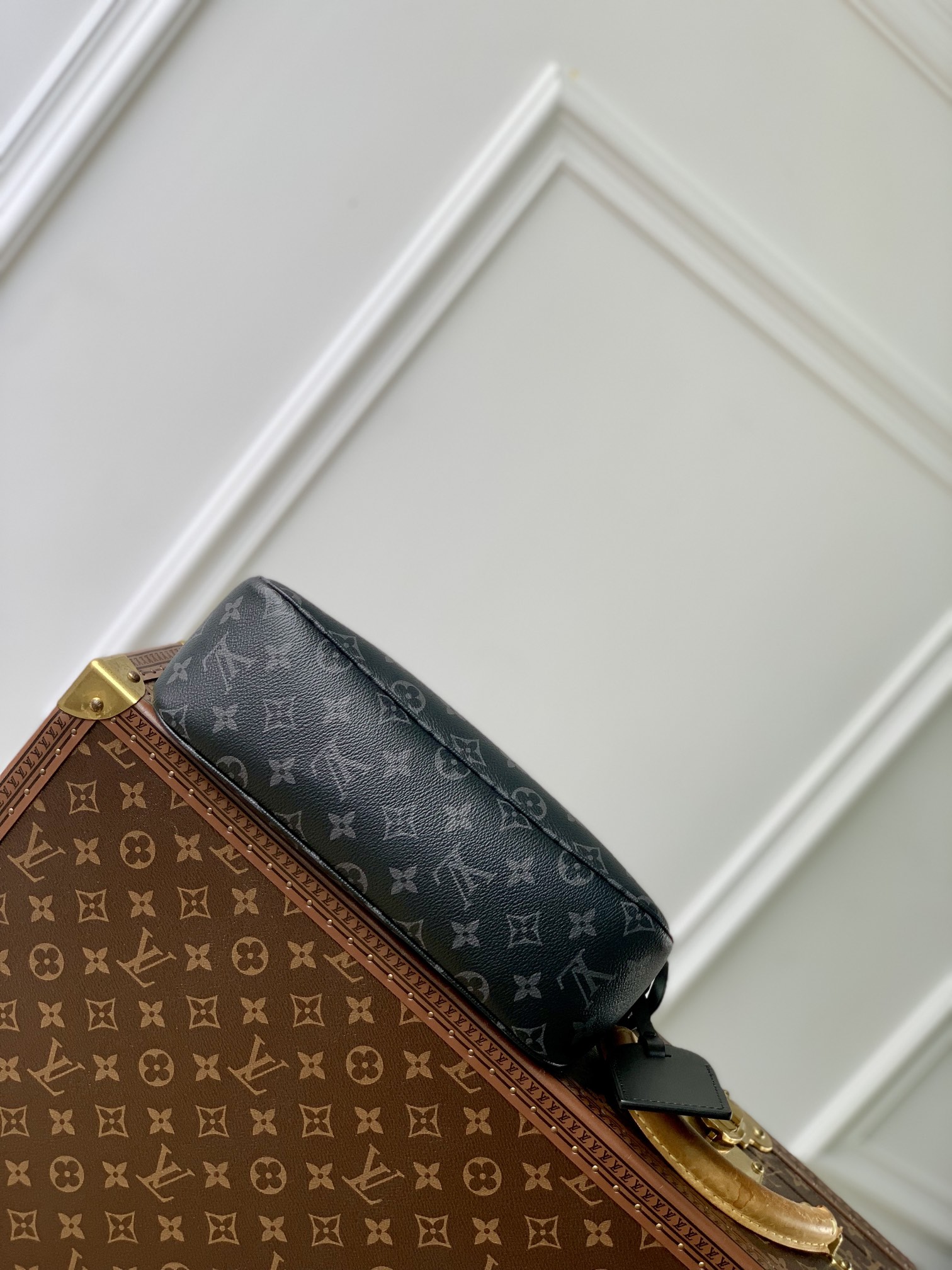 LOUIS VUITTON 路易威登 LV POCHETTE ACCESSOIRES  LV  字母微标 可拆卸肩带 皮革饰 斜挎包 单肩包F0  黑色 M11741