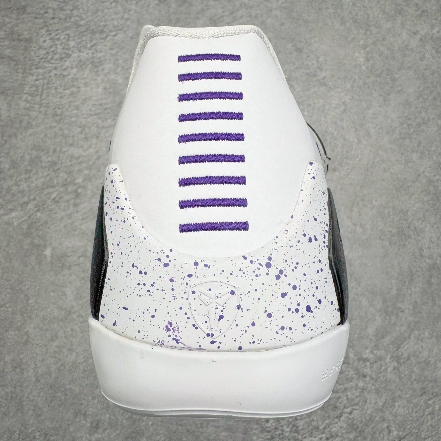 灭世MAX KOBE 9  EM  PE 科比9 低筒 篮球鞋 实战鞋 球鞋 男鞋 波鞋 白紫 IH1401-100