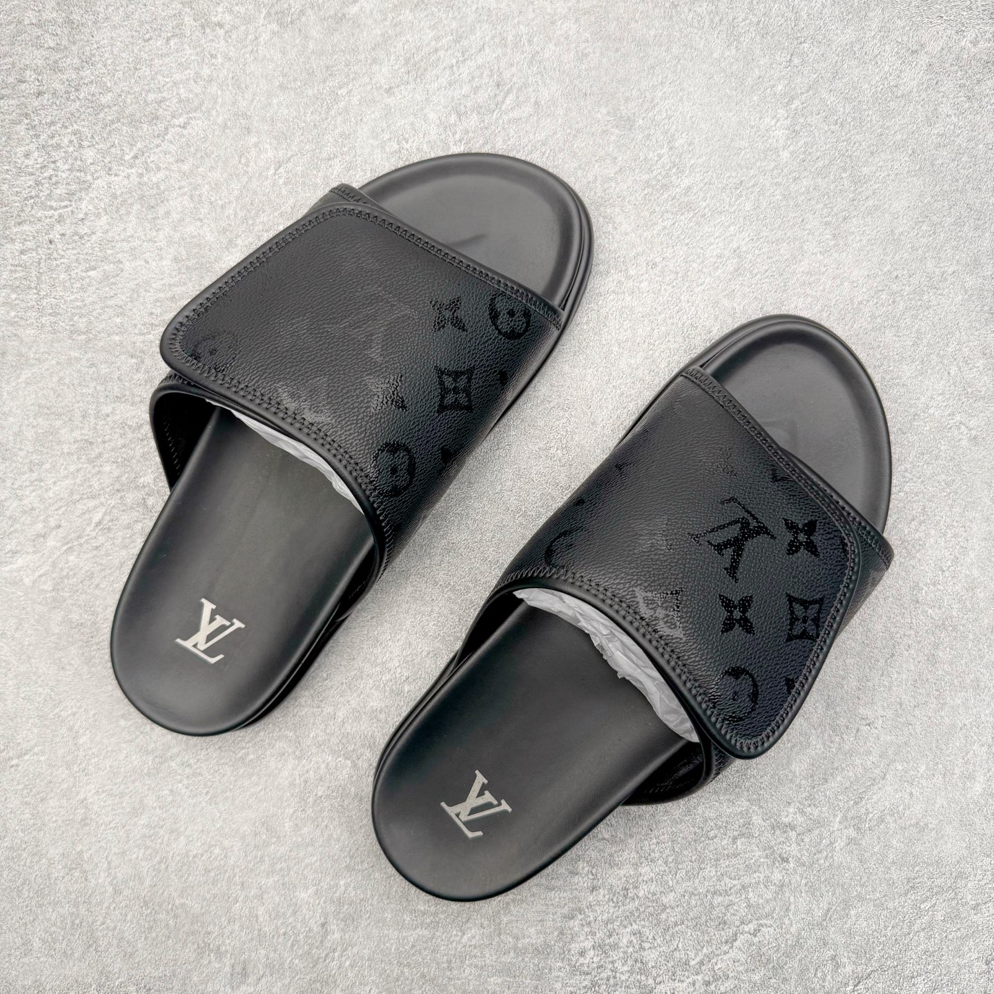 LV拖鞋 Louis Vuitton  MiaMi 路易威登 包头 时尚凉拖 室内外休闲鞋 老花 黑色 1AIXCQ