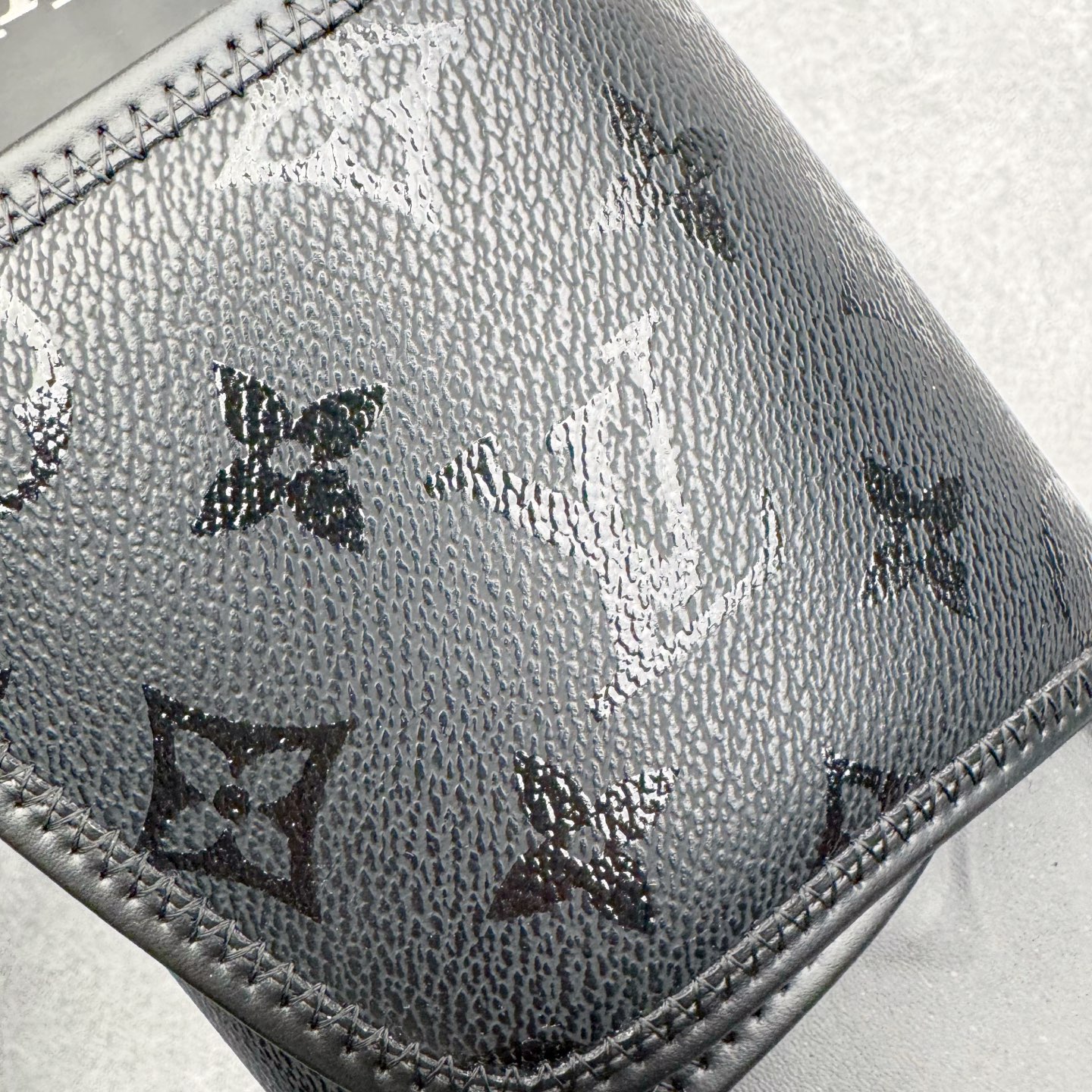 LV拖鞋 Louis Vuitton  MiaMi 路易威登 包头 时尚凉拖 室内外休闲鞋 老花 黑色 1AIXCQ