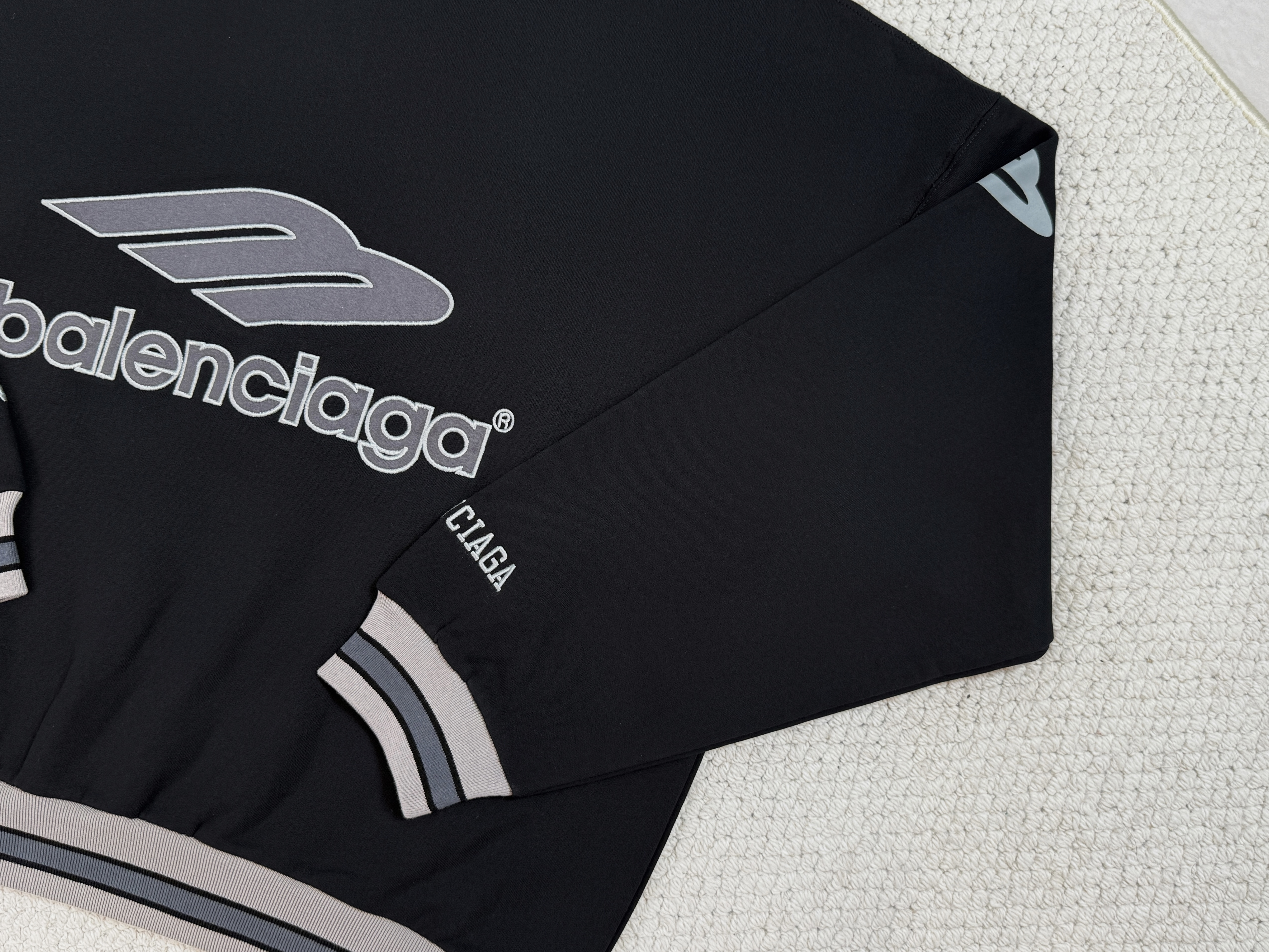 Balenciaga 巴黎世家 FW25 FOOTBALL 速干抓绒 3B 足球 POLO 连帽衫卫衣 宽松 男款 827939TTVQ81066