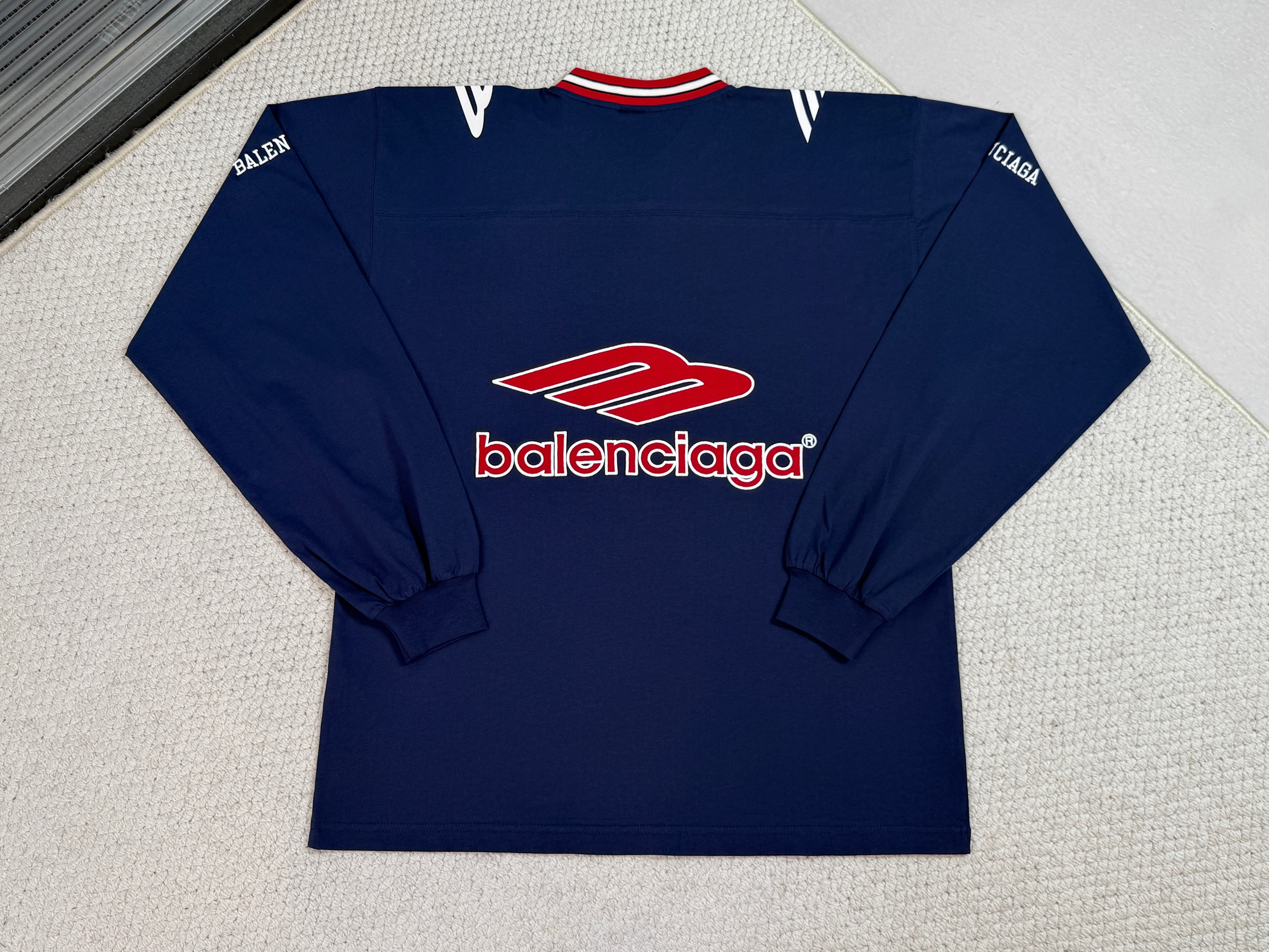 Balenciaga 巴黎世家 FW25 FOOTBALL 3B  V领  T恤 长袖 速干 足球衣  宽松 男款A5 蓝色  857085