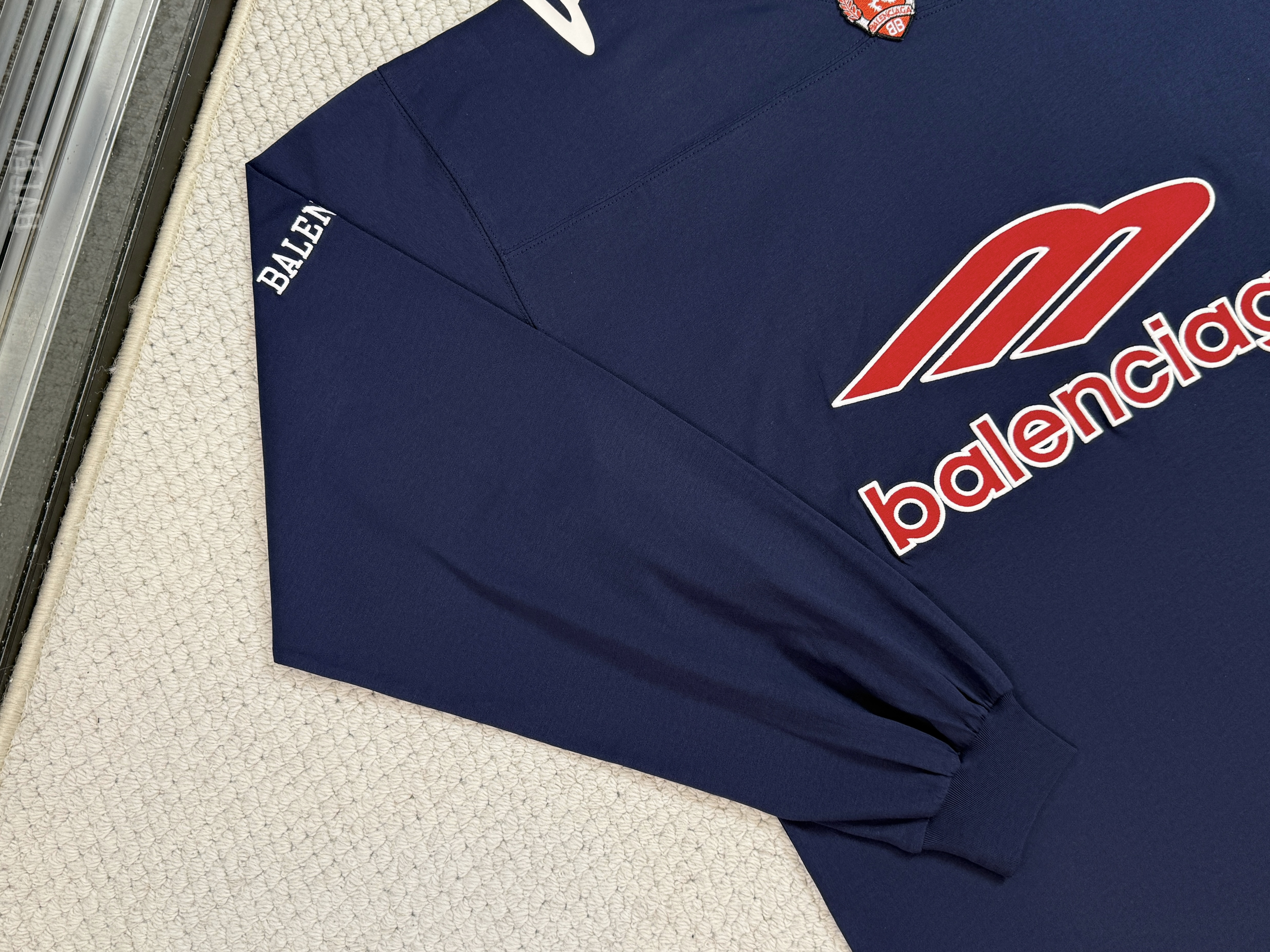 Balenciaga 巴黎世家 FW25 FOOTBALL 3B  V领  T恤 长袖 速干 足球衣  宽松 男款A5 蓝色  857085