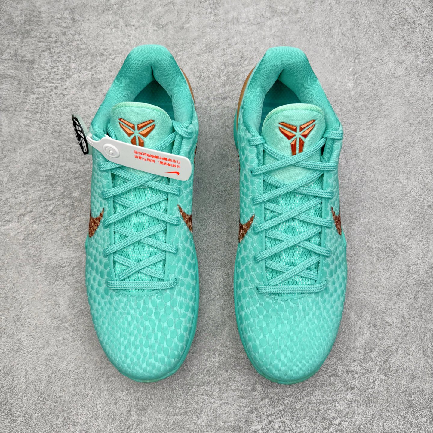 MAX灭世 Kobe6  前掌Zoom Turbo 气垫 后掌EVA缓震 低筒 球鞋 籃球鞋 實戰鞋 真碳板 男鞋 波鞋 自由女神 IO5774-300