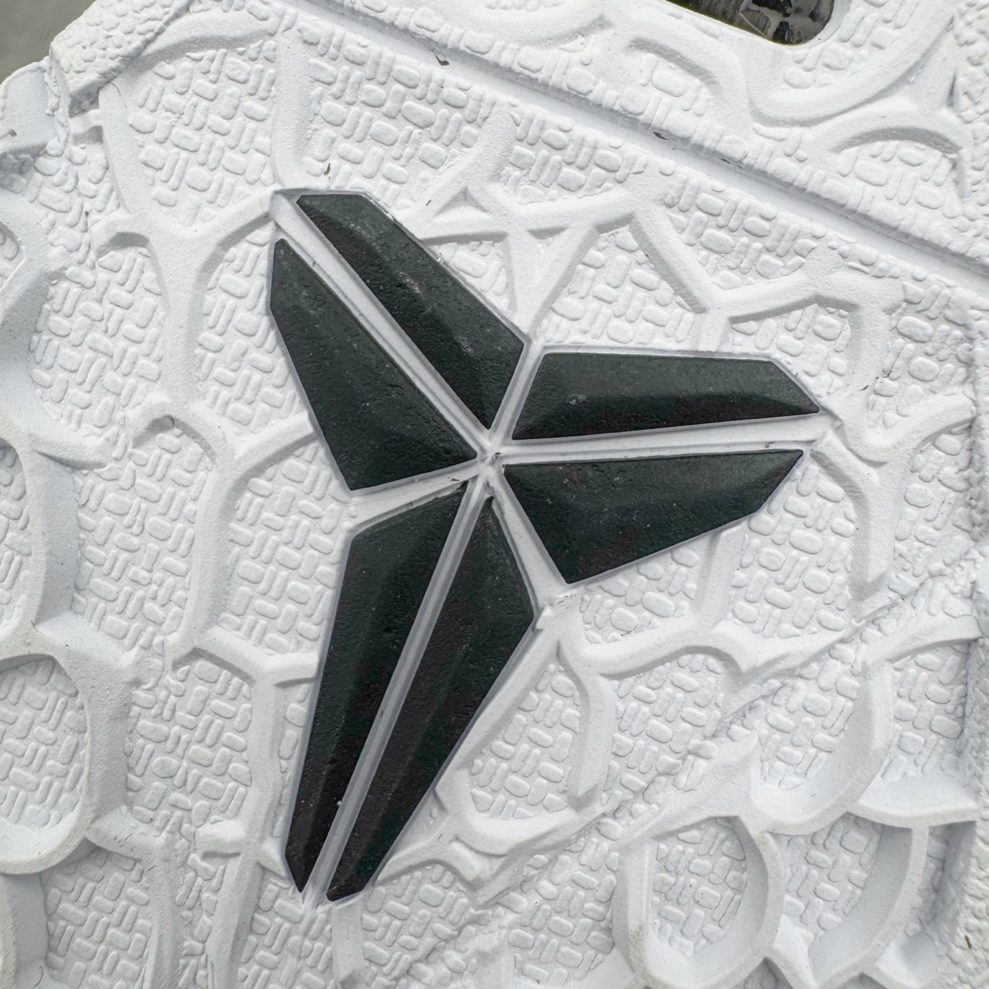 灭世MAX Kobe6  前掌Zoom Turbo 气垫 后掌EVA缓震 低筒 球鞋 籃球鞋 實戰鞋 真碳板 男鞋 波鞋 克拉克北卡蓝 IO3672-400