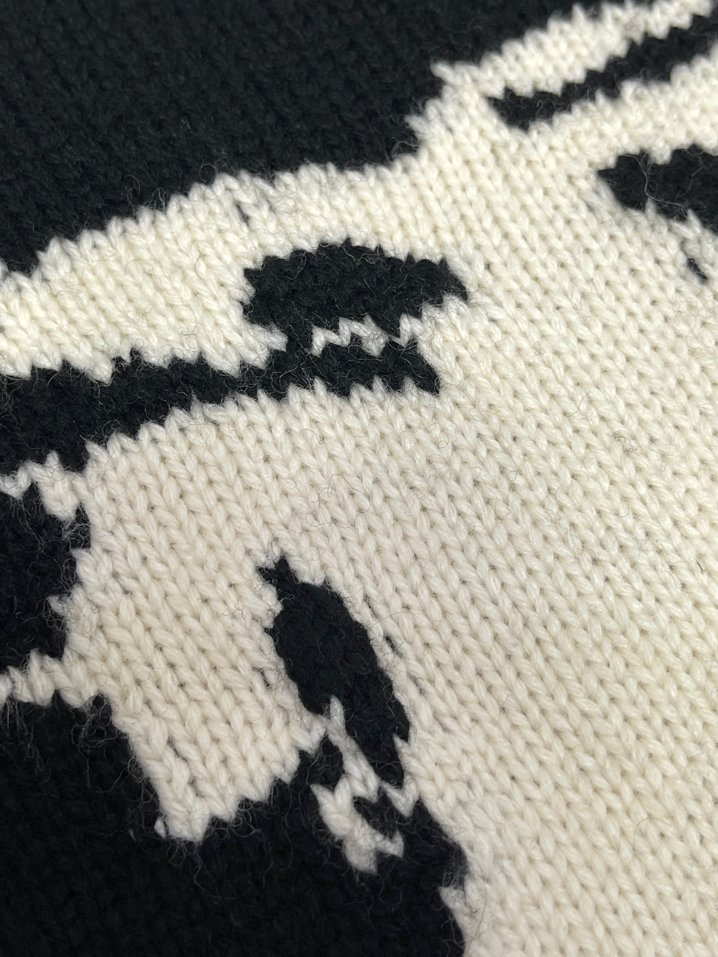 Burberry 巴宝莉 SS25 马术骑士 纯色圆领羊绒毛衣 针织衫 长袖 蓝色 灰色B0 81141541