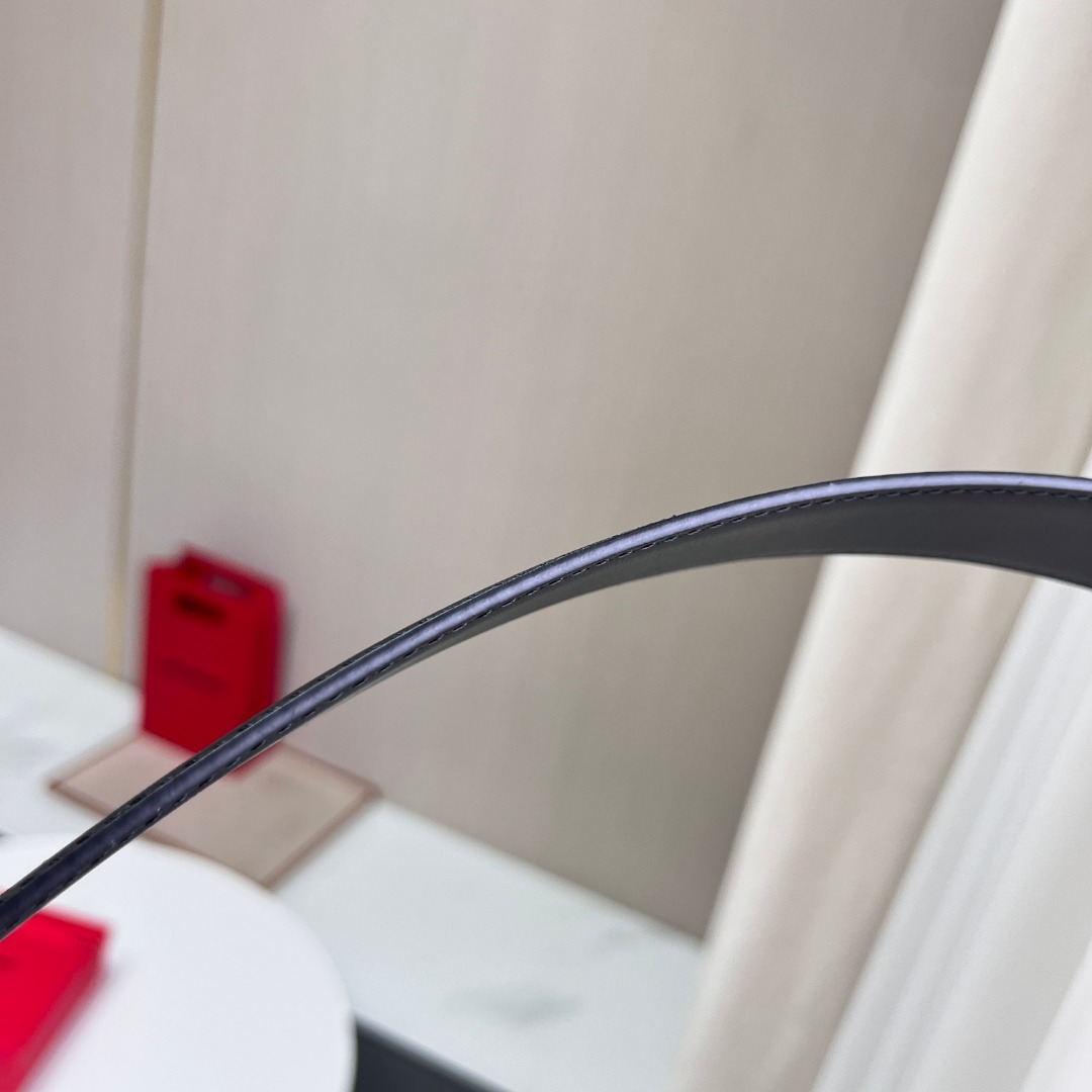 Ferragamo 菲拉格慕 男士 头层皮 皮带 