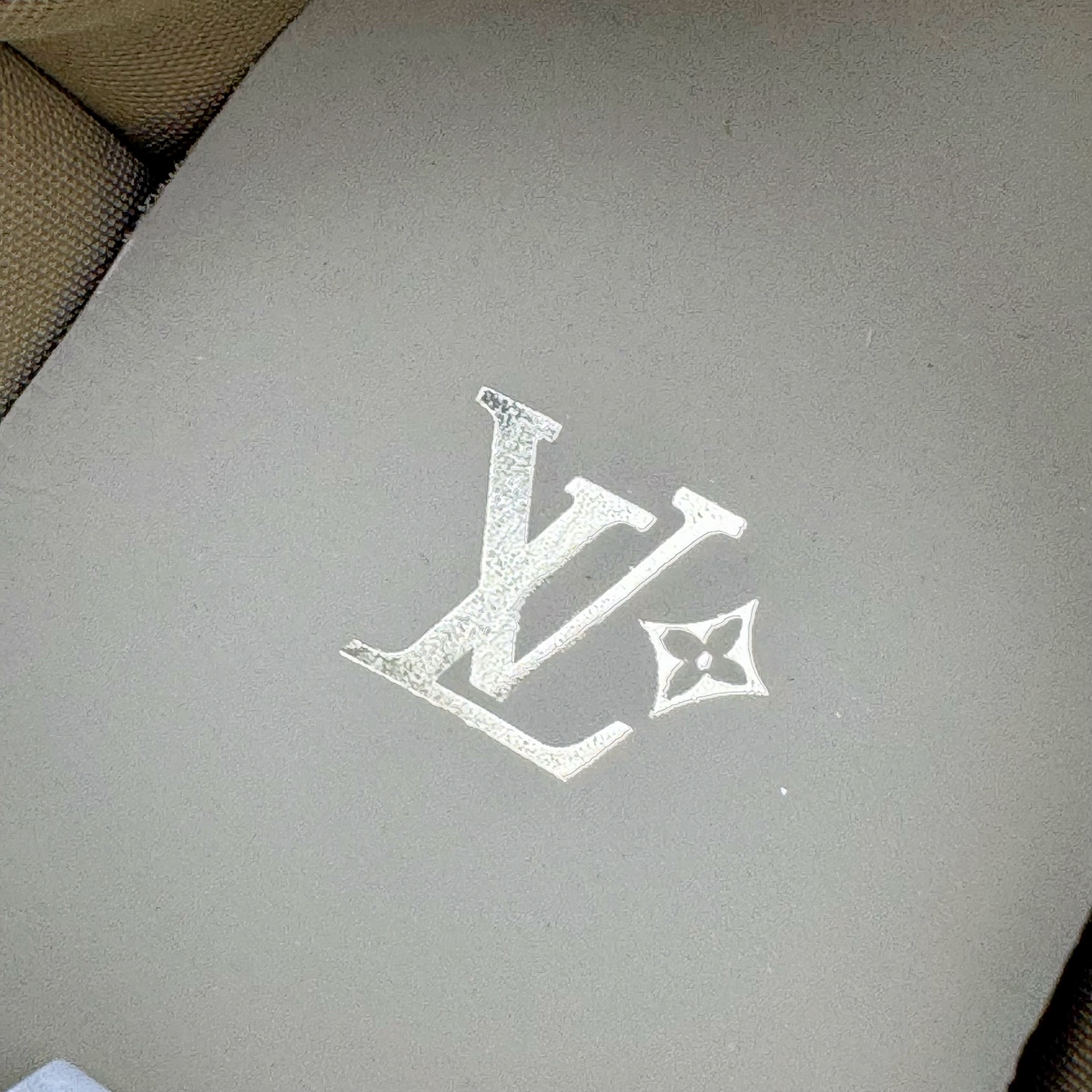 LOUIS VUITTON   LV NIGO 路易威登 低筒 生活休闲鞋 板鞋 运动鞋 男鞋 女鞋  C0 雪地靴 棕色