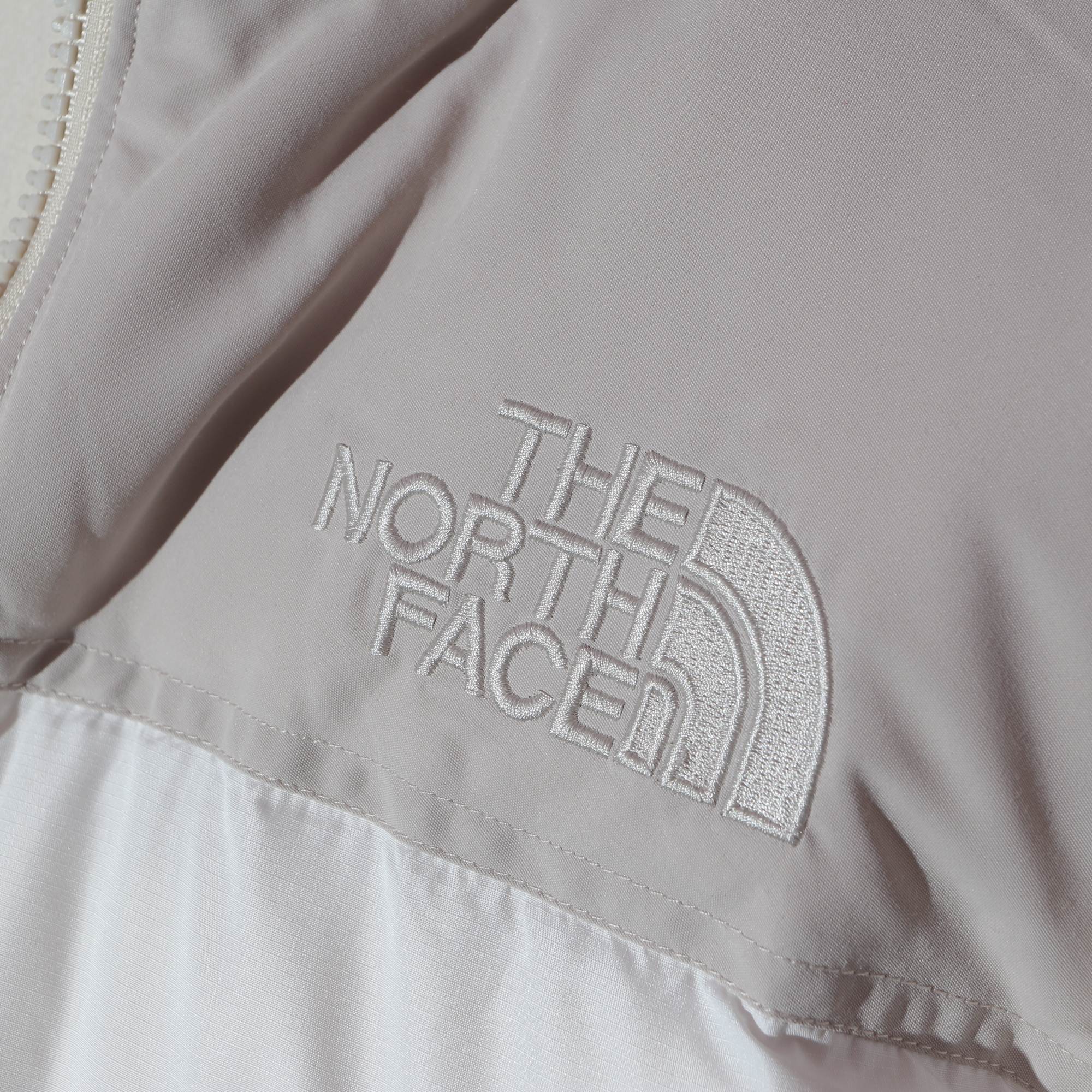 升级版 The North Face 1996  防水 防風 保暖長袖 外套 風摟 男款 女款 700羽绒 灰白