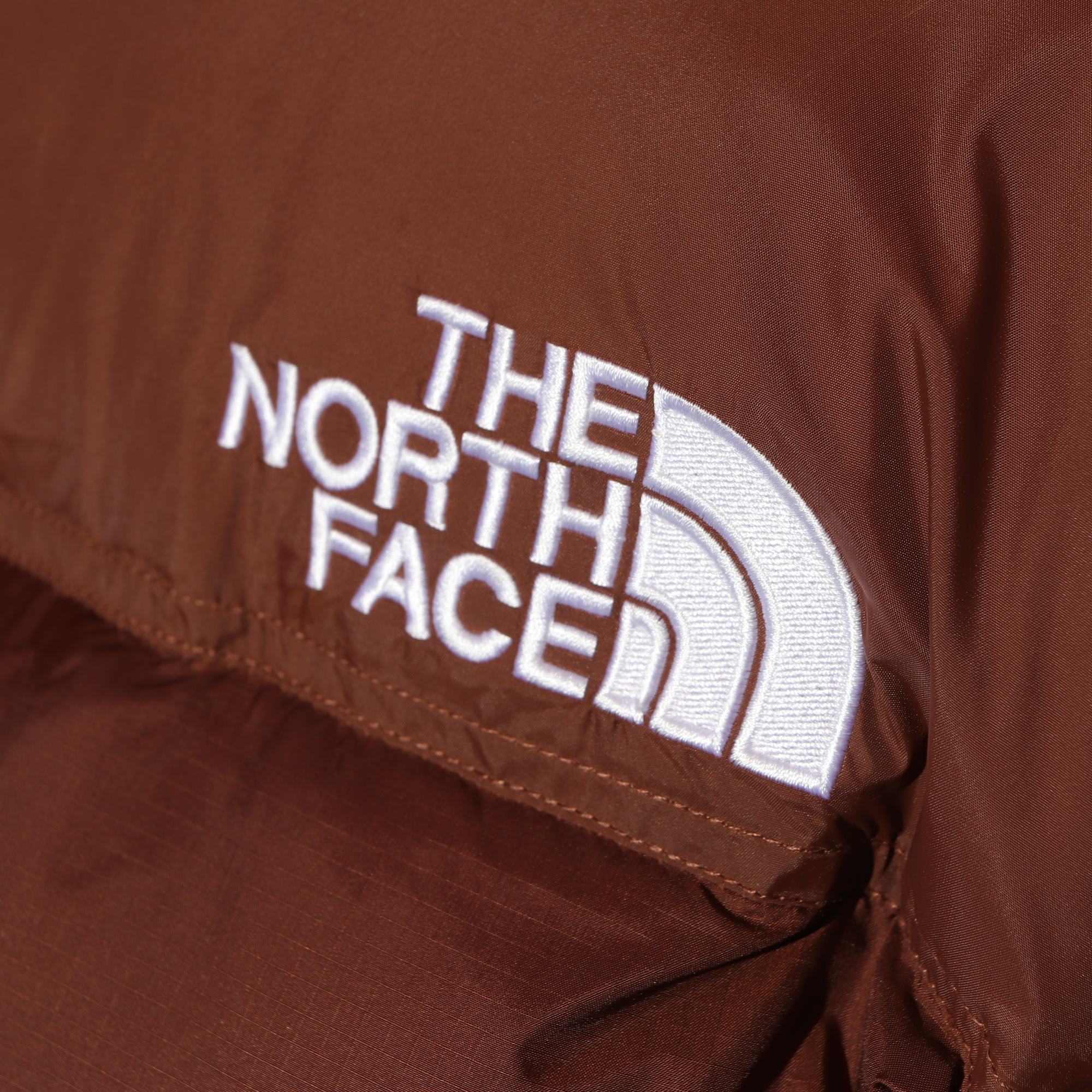 升级版 The North Face 1996  防水 防風 保暖長袖 外套 風摟 男款 女款 700羽绒 大红