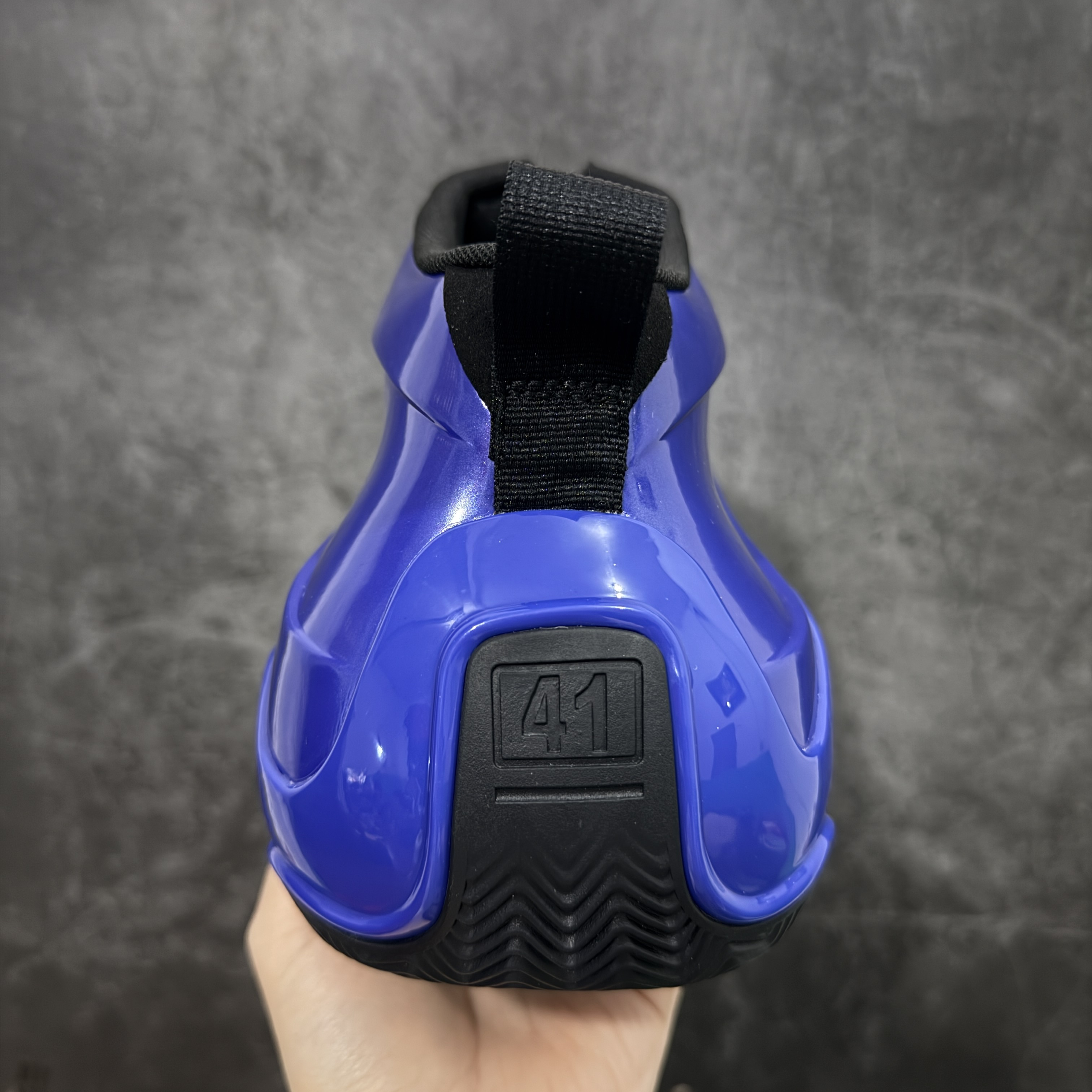 Balenciaga 巴黎世家Basketball   篮球鞋 圆头拉链 生活休闲鞋 男女同款 波鞋 C0 蓝色 824909WBKBM4000