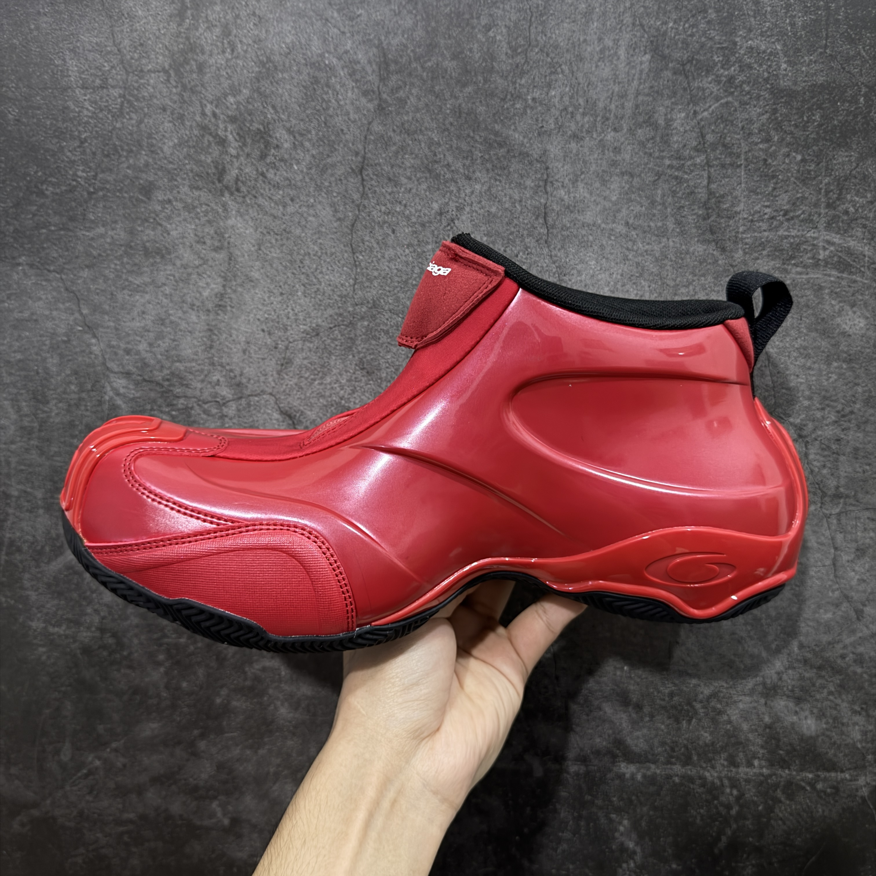 Balenciaga 巴黎世家Basketball   篮球鞋 圆头拉链 生活休闲鞋 男女同款 波鞋 C0 红色 824909WBKBM6010