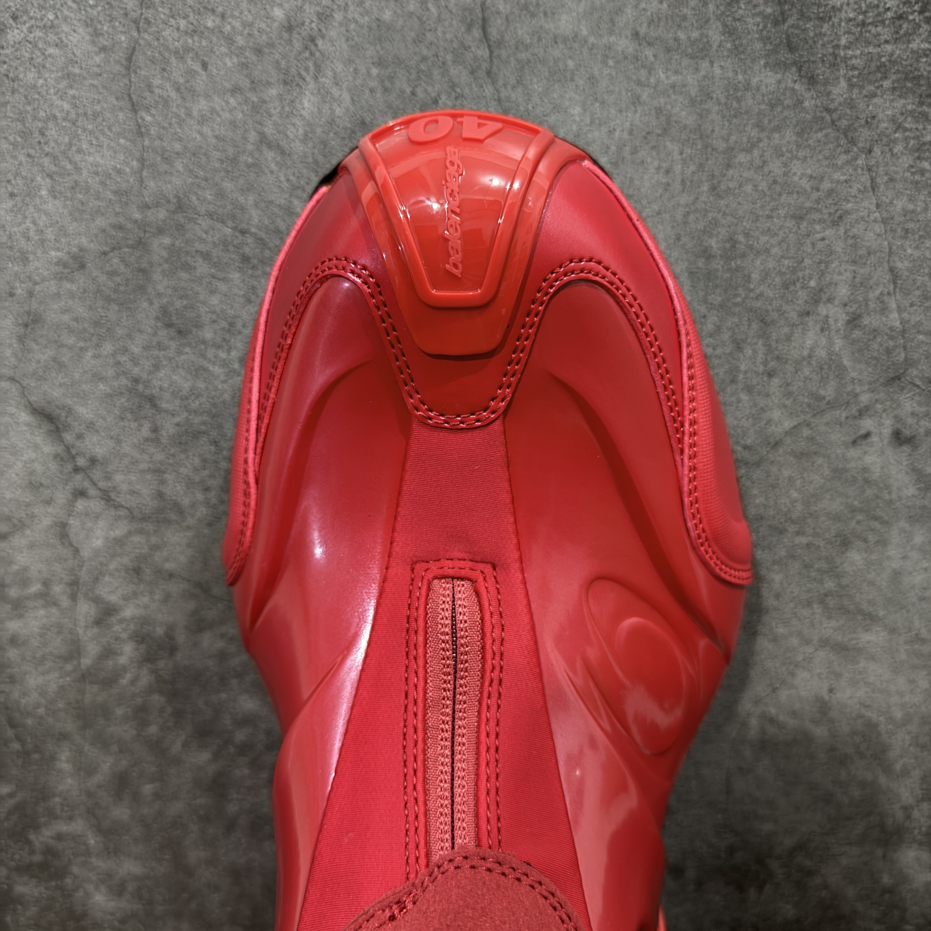 Balenciaga 巴黎世家Basketball   篮球鞋 圆头拉链 生活休闲鞋 男女同款 波鞋 C0 红色 824909WBKBM6010
