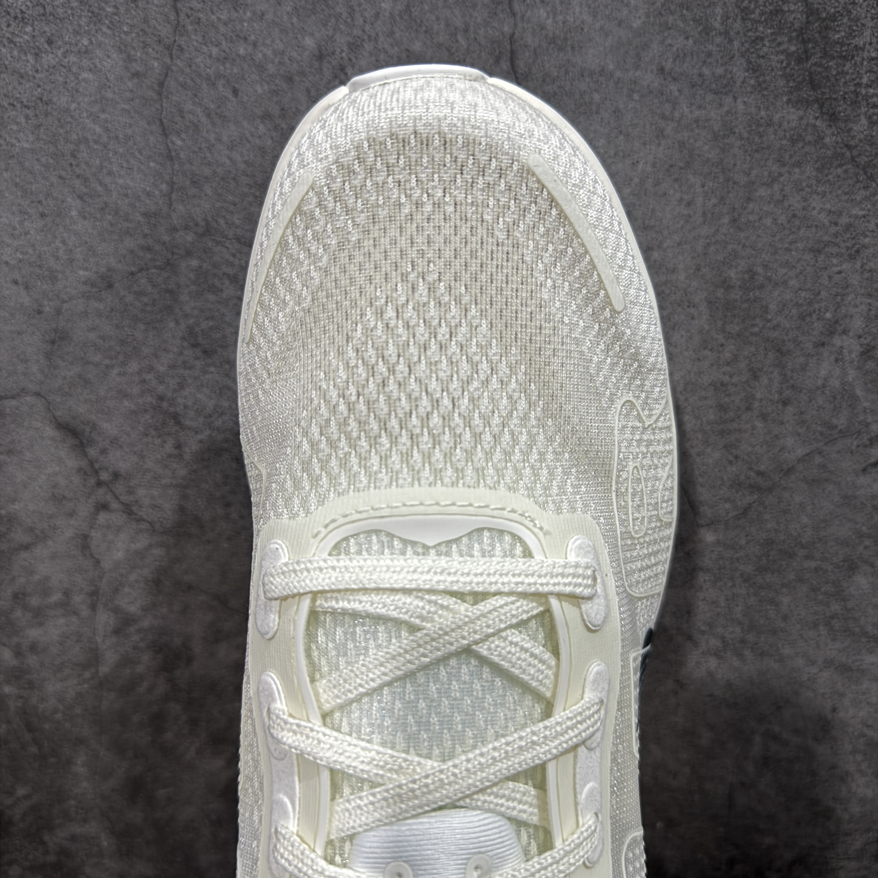  Nike Vomero Premium 低筒 超临界发泡 气垫 百搭舒适耐磨  休闲跑步鞋 男款 黑橙 IQ4035-100