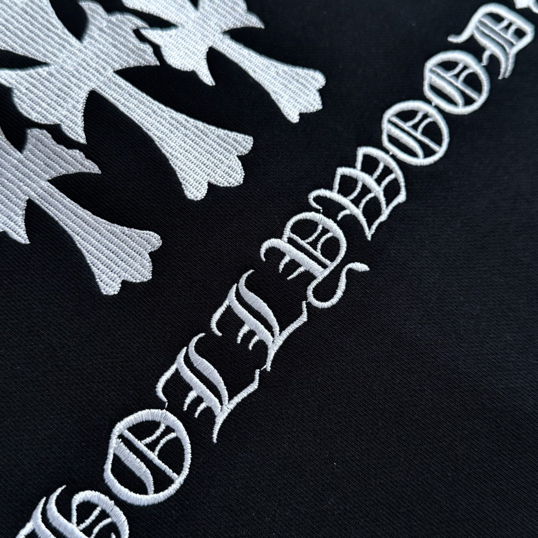 Chrome Hearts 克罗心 经典 刺绣 拉链卫衣 外套 长袖 黑色 前银色牌 后三十字架 A5  