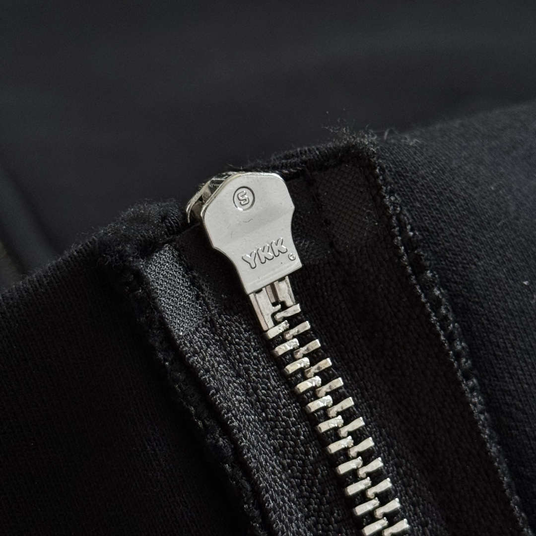 Chrome Hearts 克罗心 经典 刺绣 拉链卫衣 外套 长袖 黑色 前银色牌 后三十字架 A5  