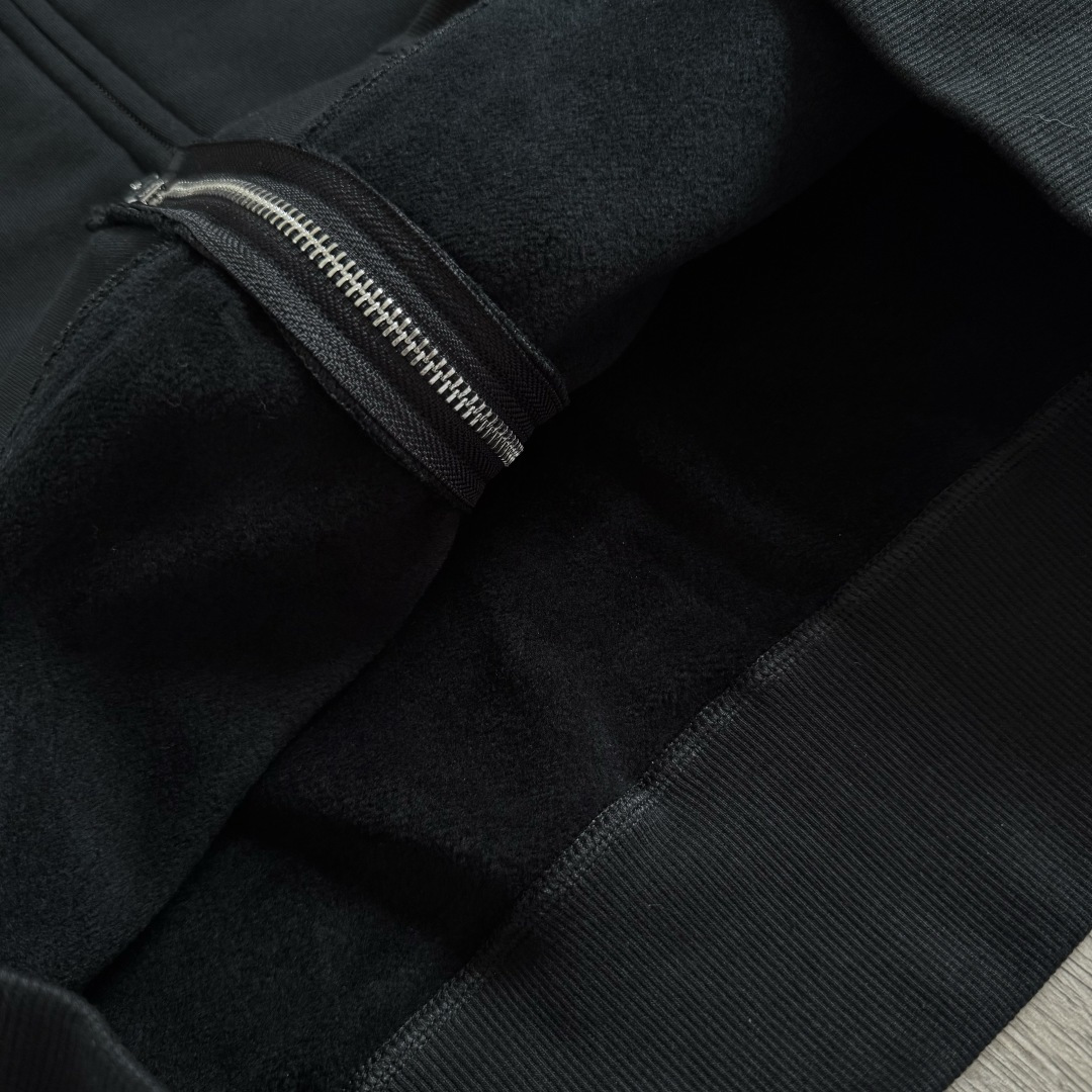 Chrome Hearts 克罗心 经典 刺绣 拉链卫衣 外套 长袖 黑色 前银色牌 后三十字架 A5  