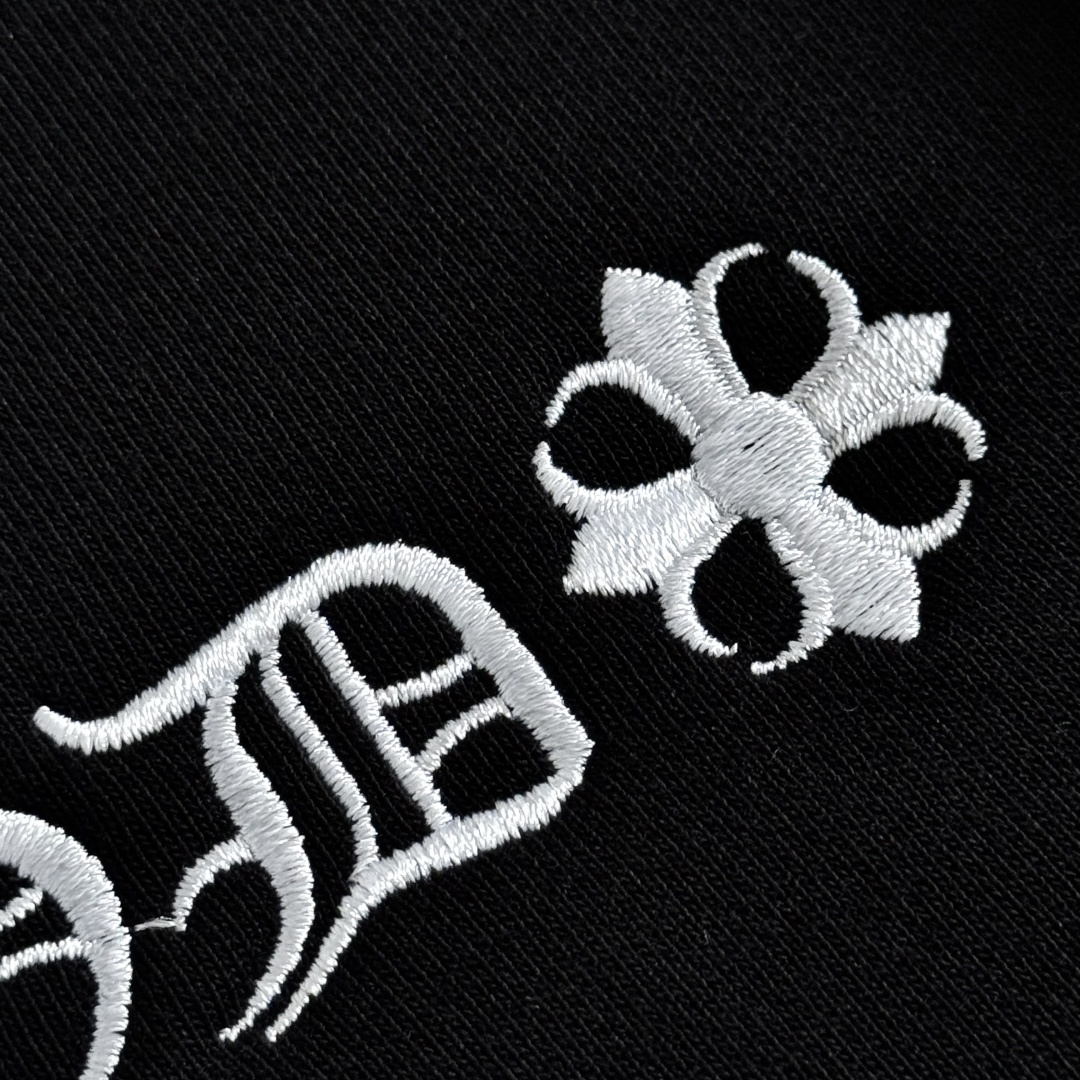 Chrome Hearts 克罗心 经典 刺绣 拉链卫衣 外套 长袖 黑色 前银色牌 后三十字架 A5  
