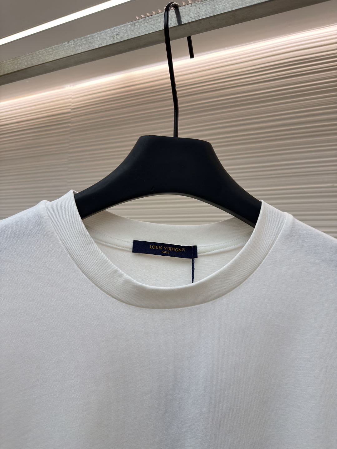 LOUIS VUITTON 路易威登 LV 圆领 印花 短袖T恤 A5白色 1AJUD5