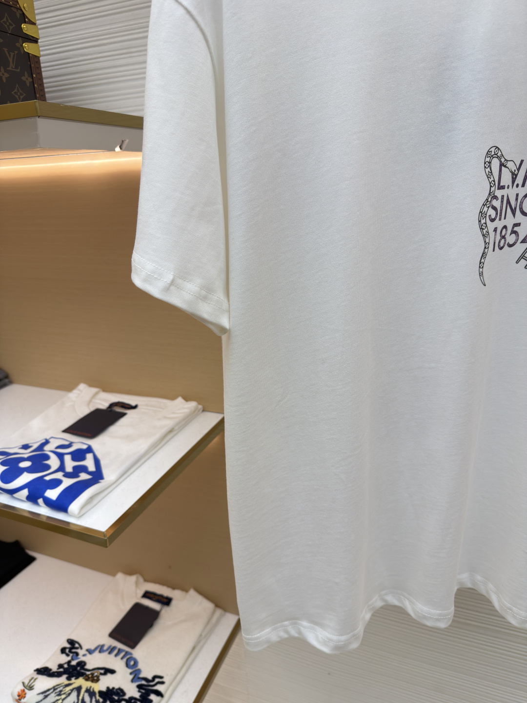 LOUIS VUITTON 路易威登 LV 圆领 印花 短袖T恤 A5白色 1AJUD5