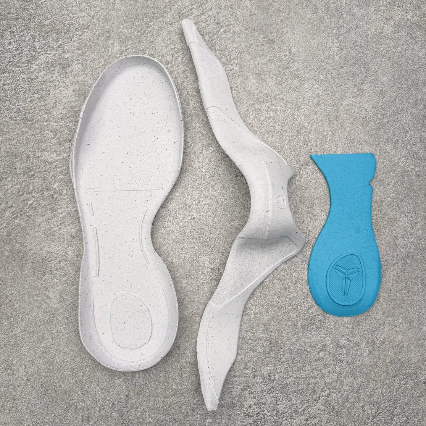 灭世MAX KOBE 9 ELITE PROTRO 科比9代精英 高筒 篮球鞋 实战鞋 球鞋 男鞋 波鞋  白绿橙 FZ7335-101