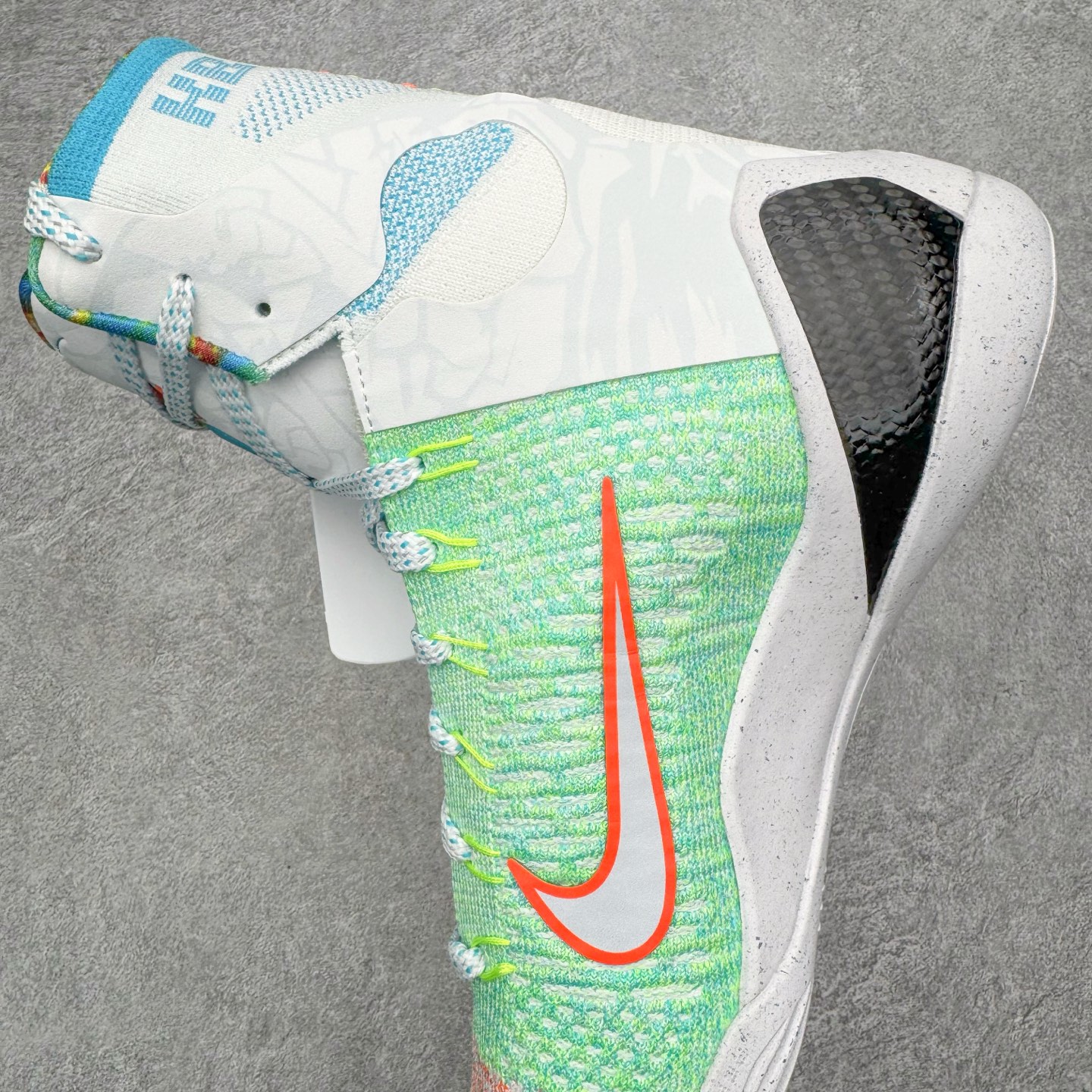 灭世MAX KOBE 9 ELITE PROTRO 科比9代精英 高筒 篮球鞋 实战鞋 球鞋 男鞋 波鞋  白绿橙 FZ7335-101