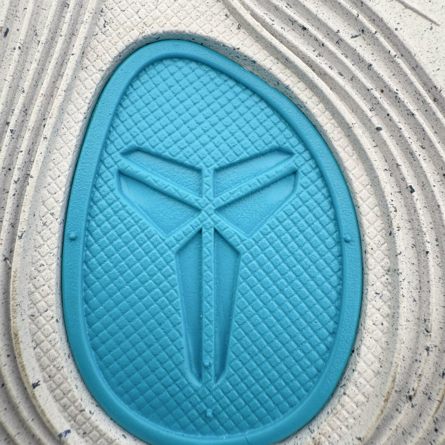 灭世MAX KOBE 9 ELITE PROTRO 科比9代精英 高筒 篮球鞋 实战鞋 球鞋 男鞋 波鞋  白绿橙 FZ7335-101