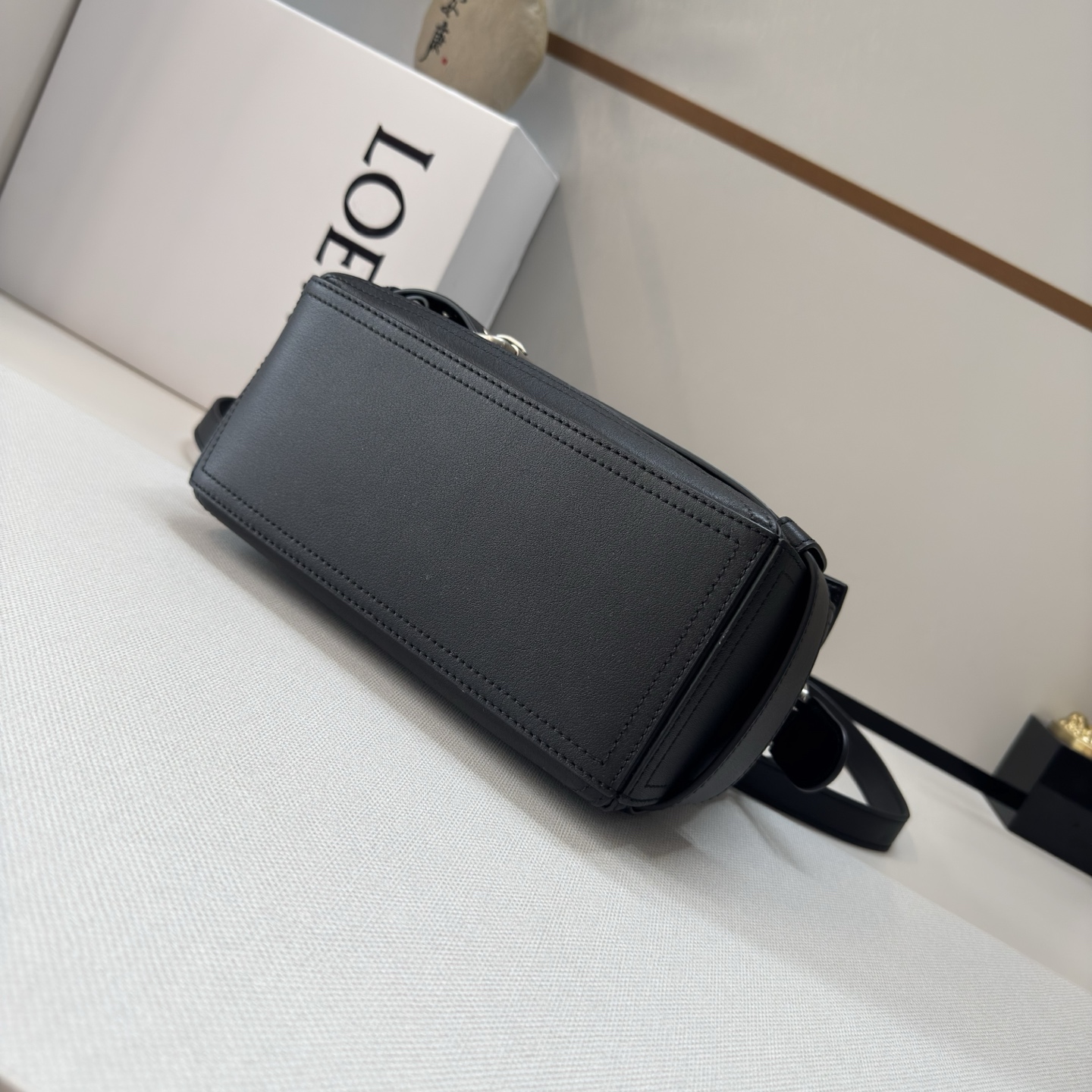  Loewe 罗意威 Puzzle Biker 微标 小牛皮 单肩斜挎手提包 小号 L0银色五金黑色A510S21XC7-1100