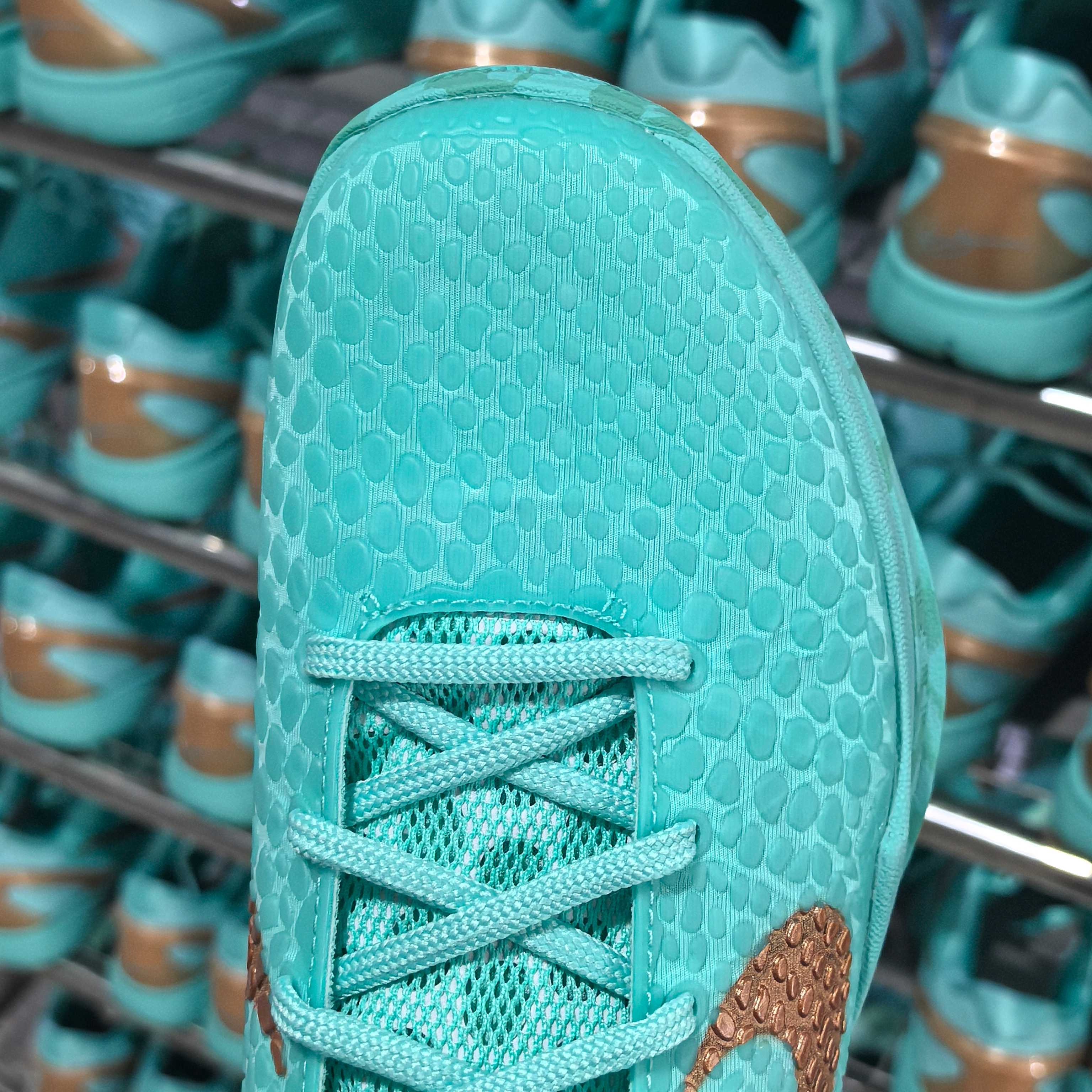 STAR-S级 Kobe6  前掌Zoom Turbo 气垫 后掌EVA缓震 低筒 球鞋 籃球鞋 實戰鞋 真碳板 男鞋 波鞋 自由女神 IO5774-300