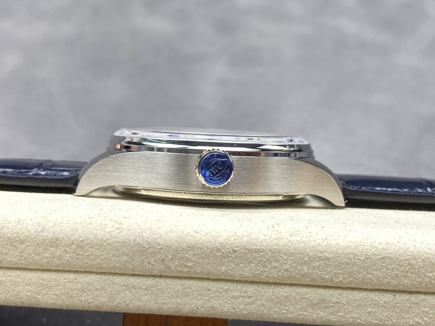  APS IWC 万国 葡萄牙系列 自动机械机芯 50米防水 银色表盘 24款 42.4 14.1 IW501702 